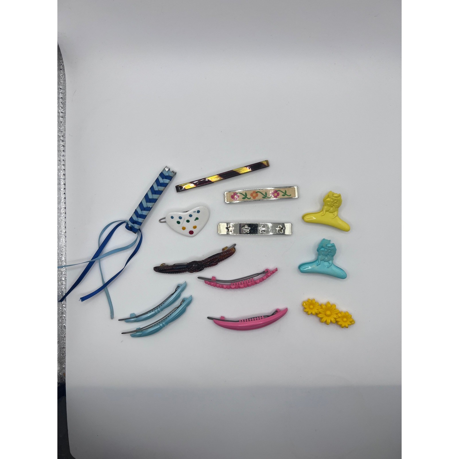 Vintage Lot Of Hair Barrettes + Clips Plastic Horses Metal Floral Plastic 70/80s