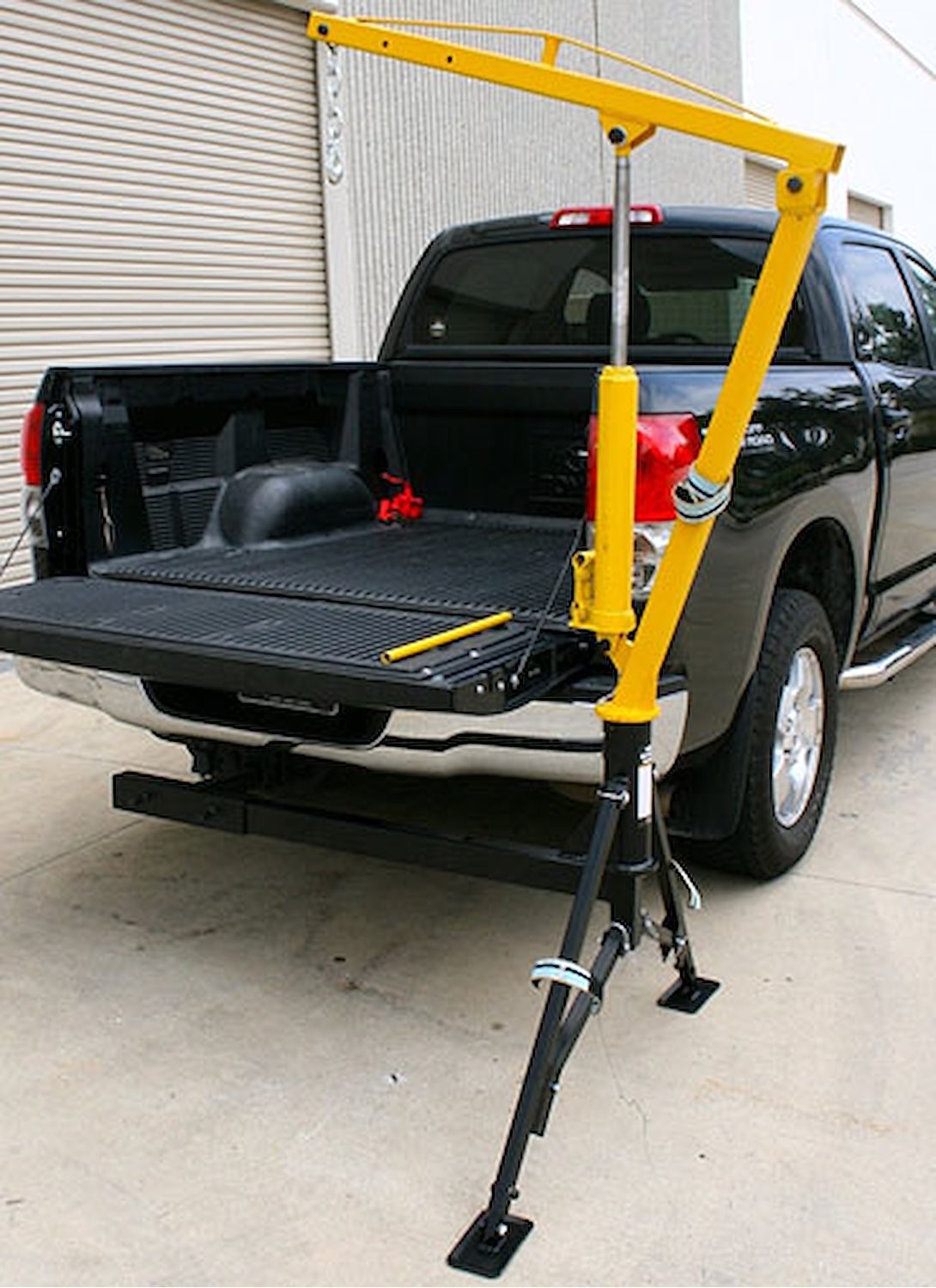 JEGS Hydraulic Hitch-Mounted Crane [Three Boom Capacities: 500 lbs. 750 lbs. &