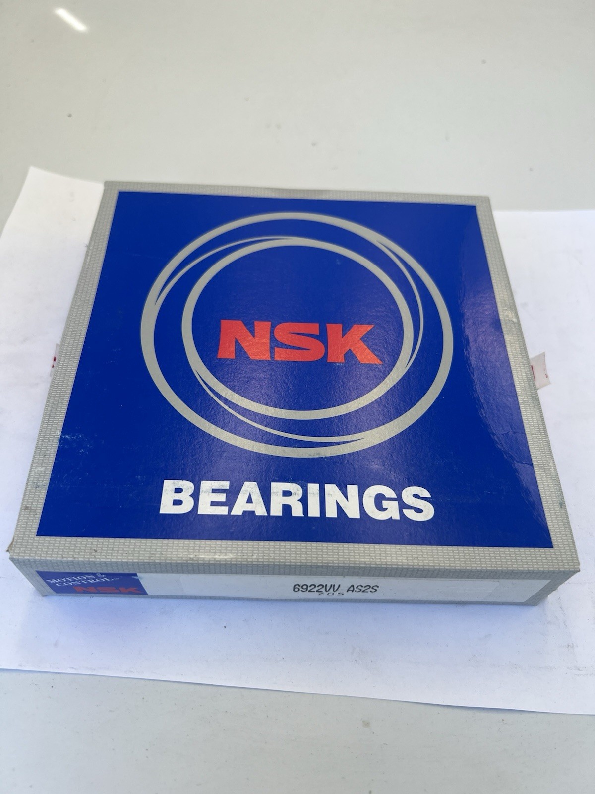 NSK 6922VV AS2S Sealed Deep Groove Ball Bearing - New in Box (NOS) NSK 6922VV AS2S Sealed Deep Groove Ball Bearing - New in Box (NOS)