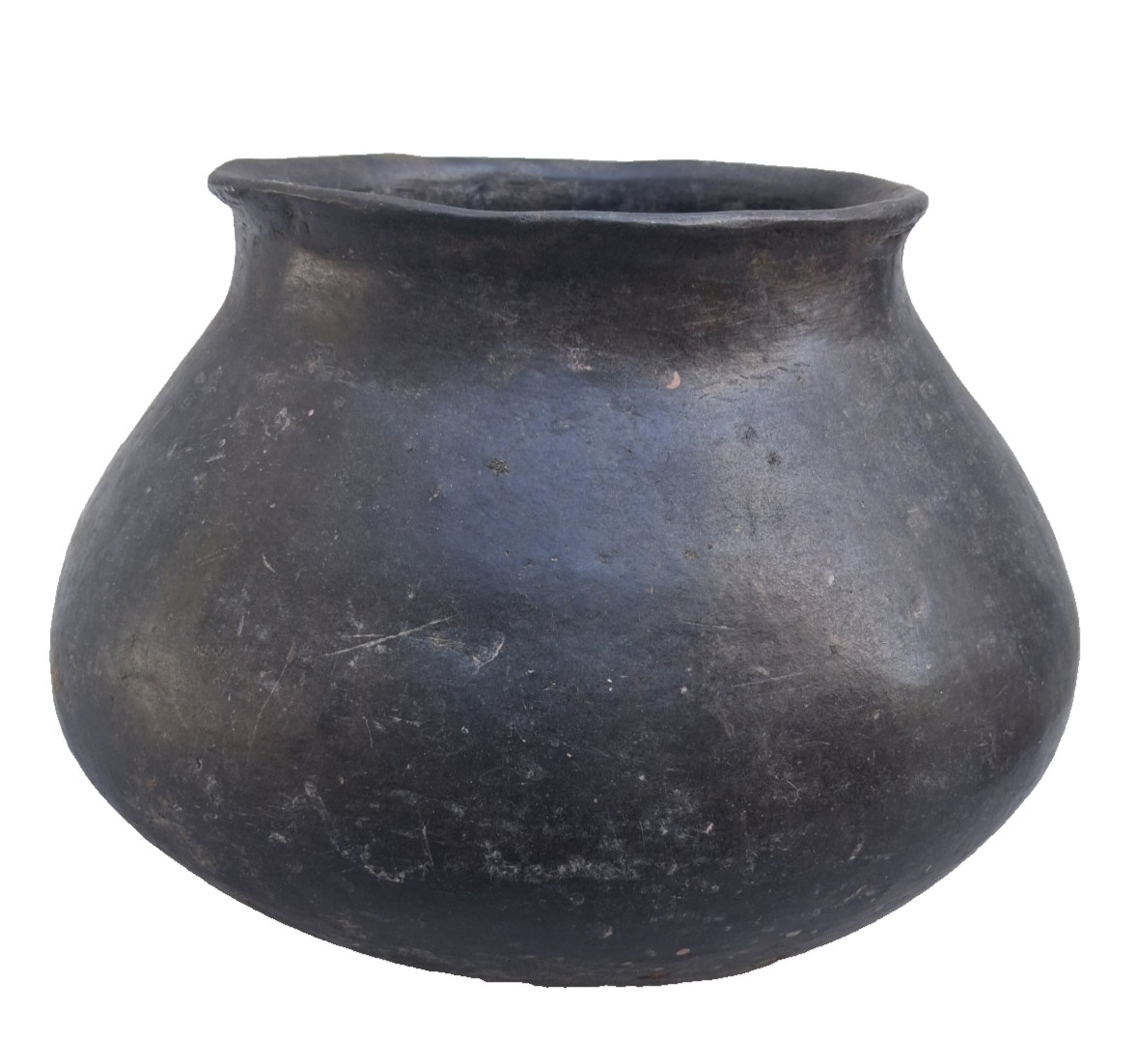 Ancient  Native American Mimbres Blackware 8in pot