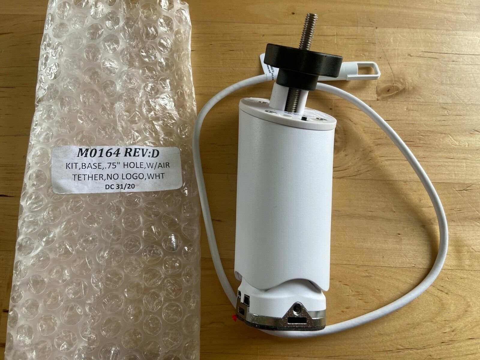 MTI ROUND FREEDOM MICRO - No Charing Cord Included, M0164 Base White Tether