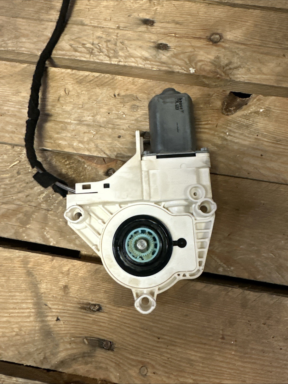 2006-2009 Land Rover Sport Front Right Passenger Side Window Regulator