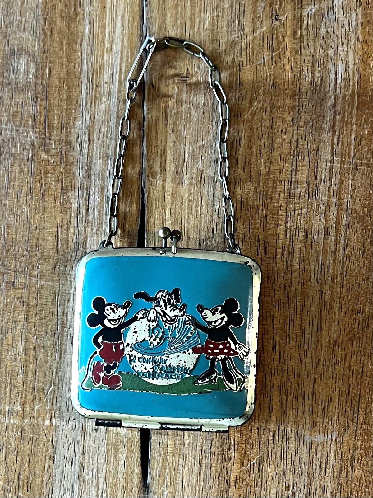 Rare Vintage Mickey & Minnie 1934 Chicago World’s Fair Metal Coin Purse