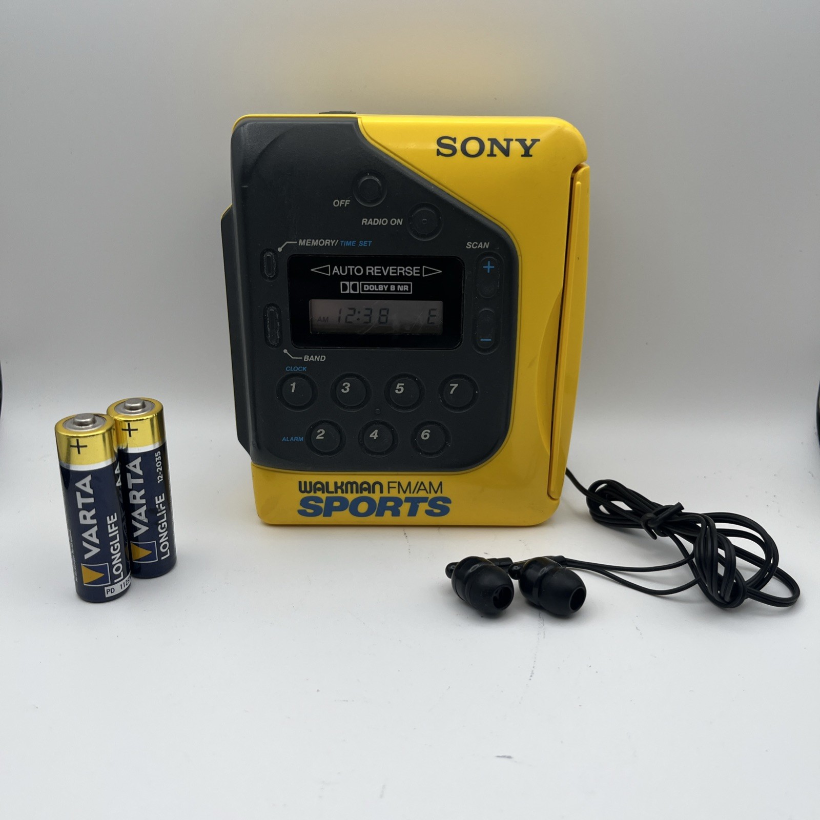 Fully Serviced Sony Walkman Sports WM-F2078 Cassette Player Tested Working Japan Fully Serviced Sony Walkman Sports WM-F2078 Cassette Player Tested Working Japan