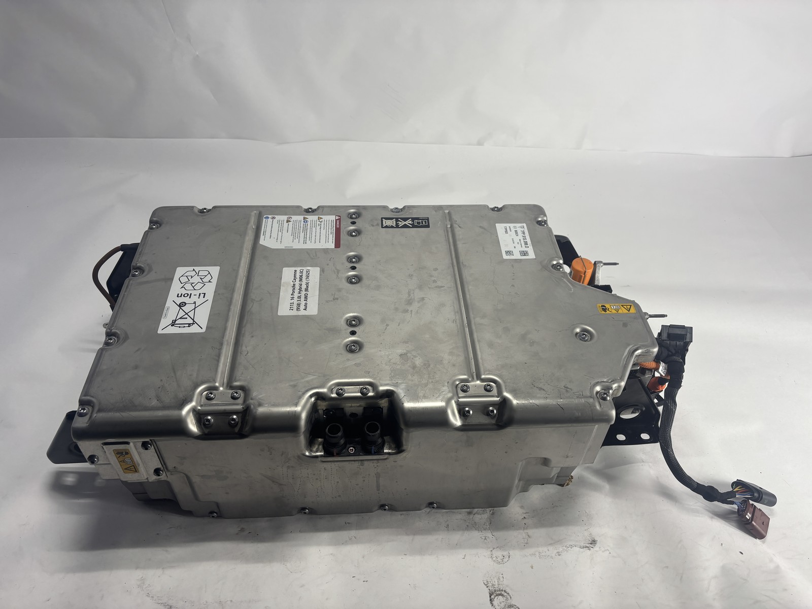 2011-2018 PORSCHE CAYENNE (958) HYBRID BATTERY ASSEMBLY 93% SOC