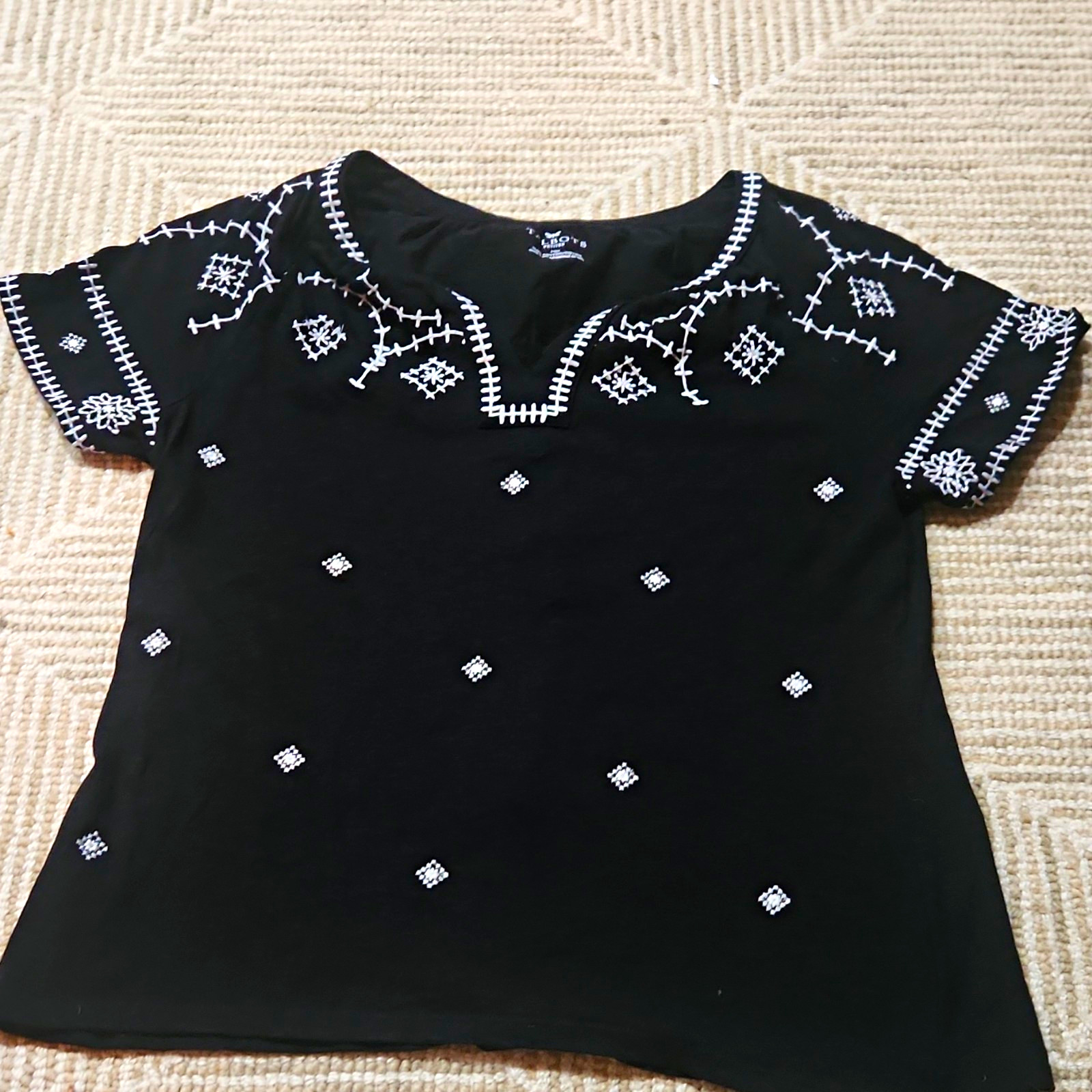 Talbots Women Black/White Embroidered Woven Cotton Split Neck Tunic Blouse M Talbots Women Black/White Embroidered Woven Cotton Split Neck Tunic Blouse M