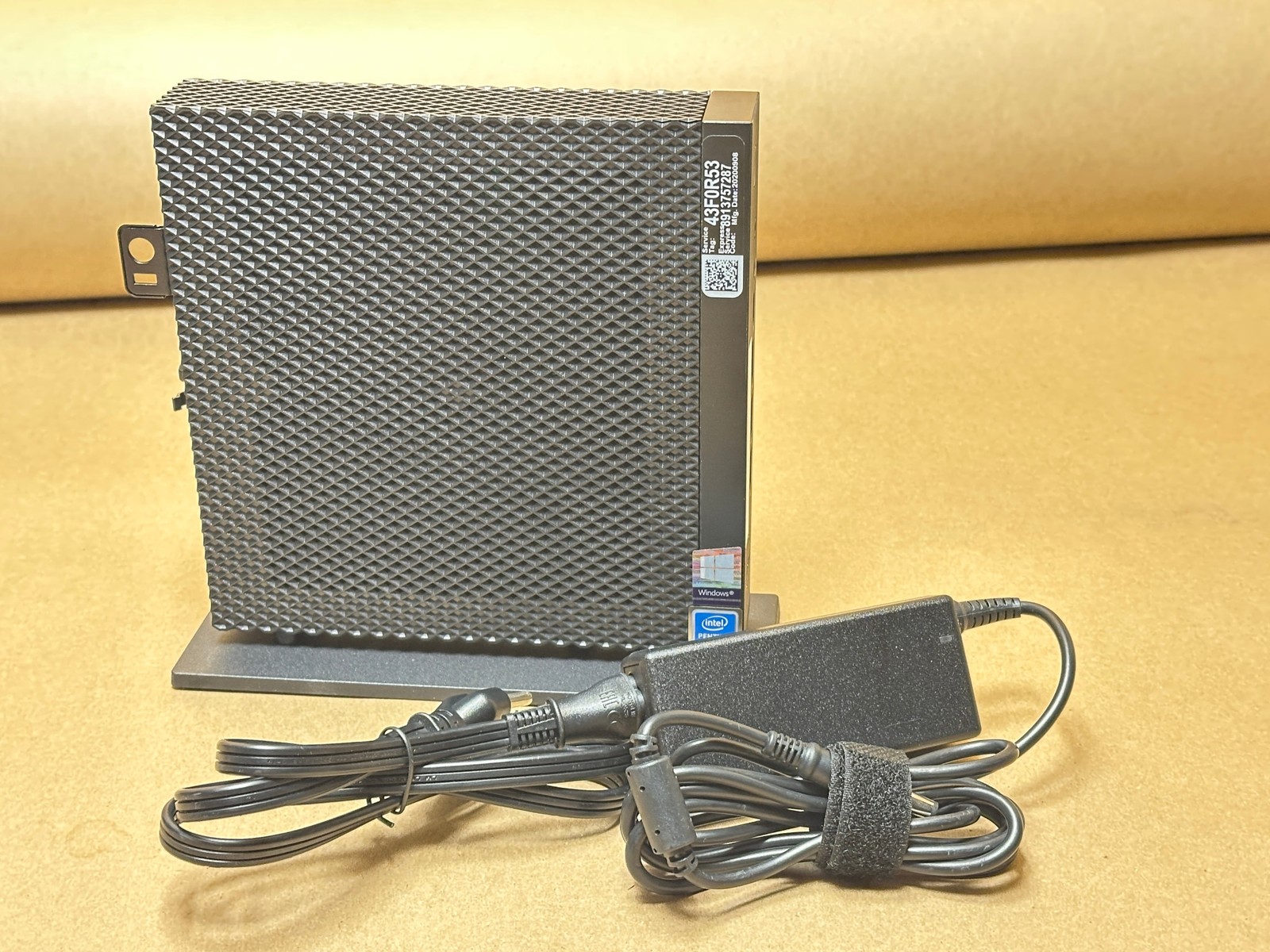Dell Wyse 5070 Thin Client Mini PC DTS Pentium Silver J5005 1.5GHz 8GB 256GB SSD