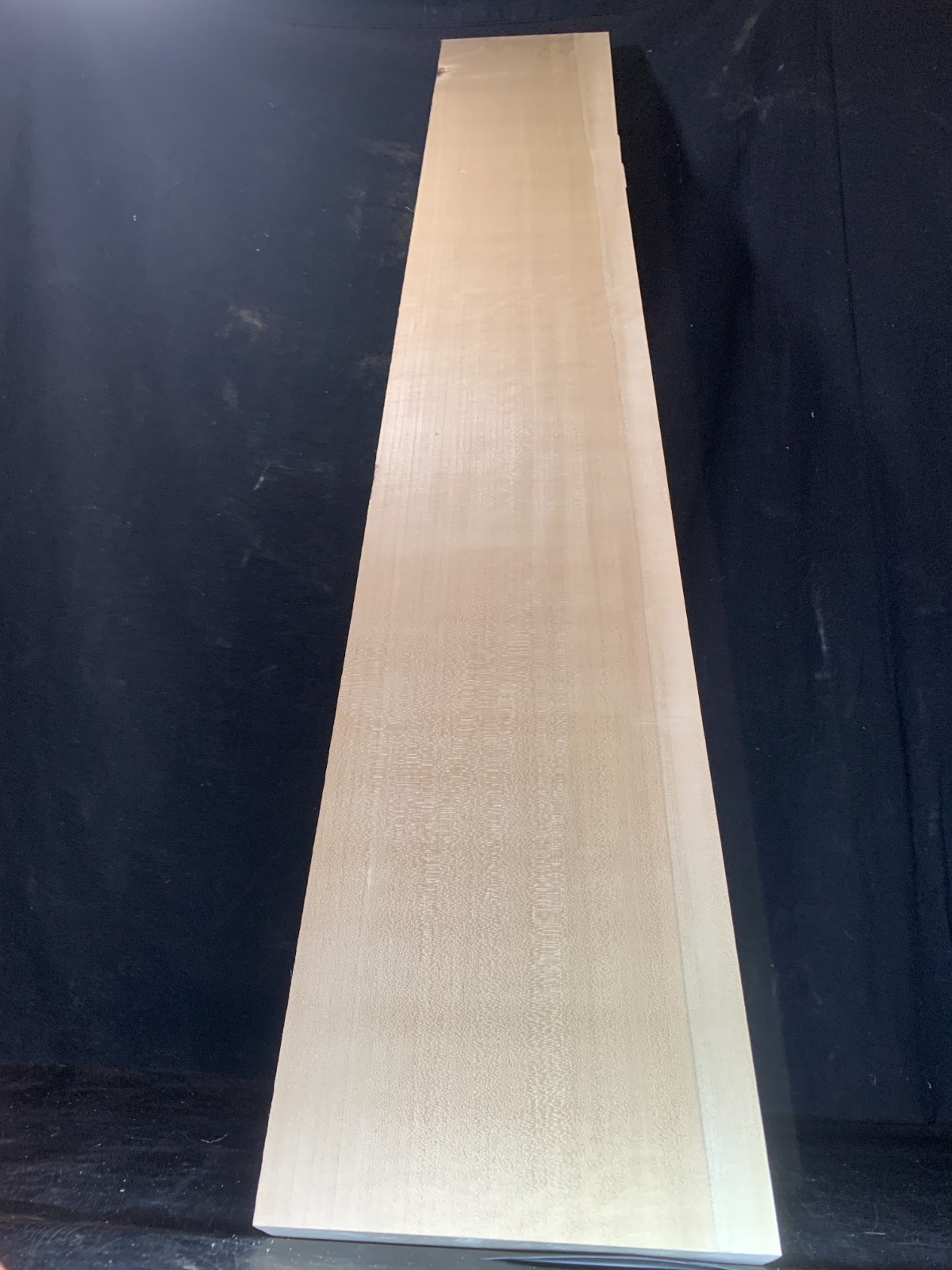 0713-7  Honoki (magnolia; HOU) Japanese sword, Shirasaya  Tsuka 95x15x4cm