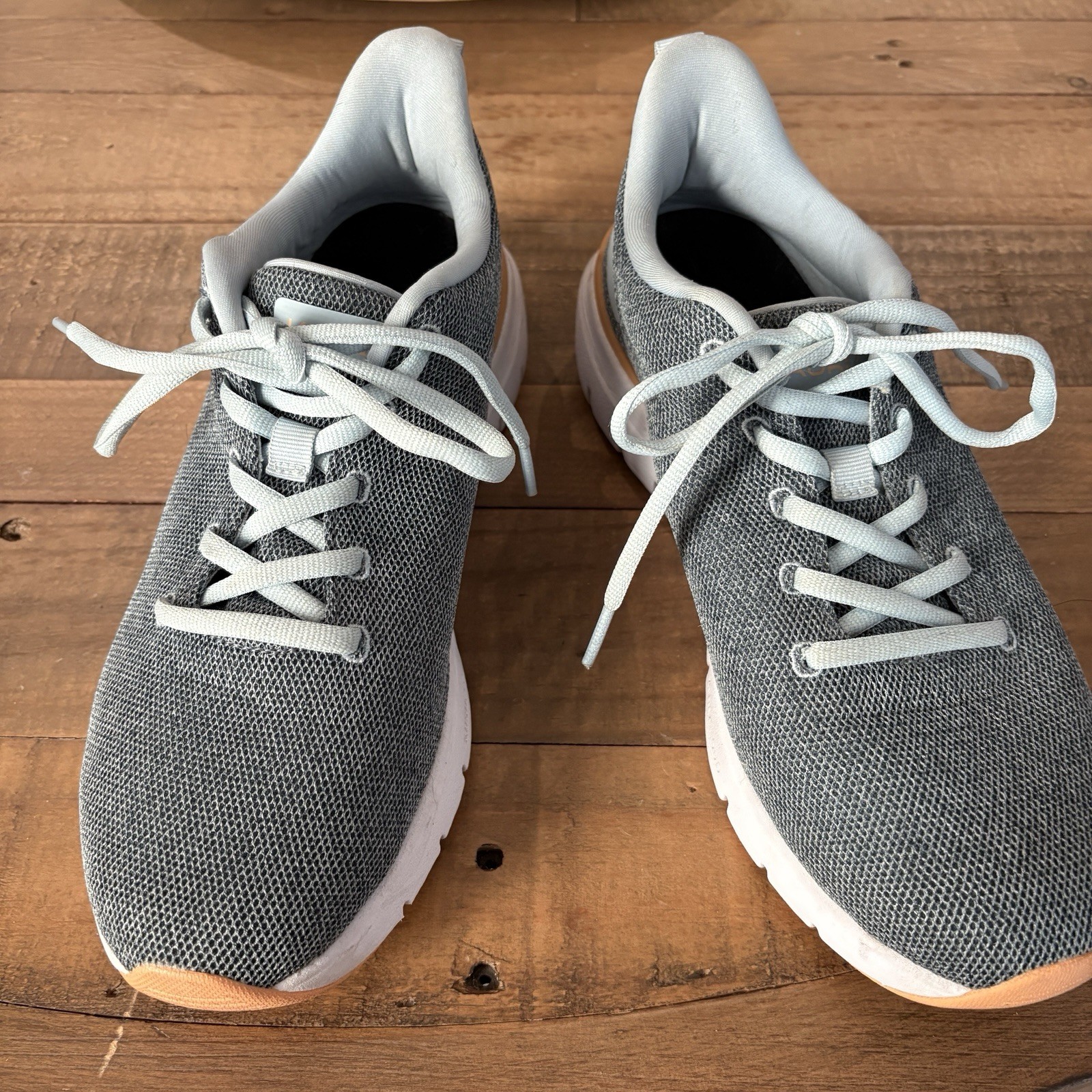 Kuru Flex Via Womens Size 9 Gray White Athletic Running Walking Shoes Sneakers