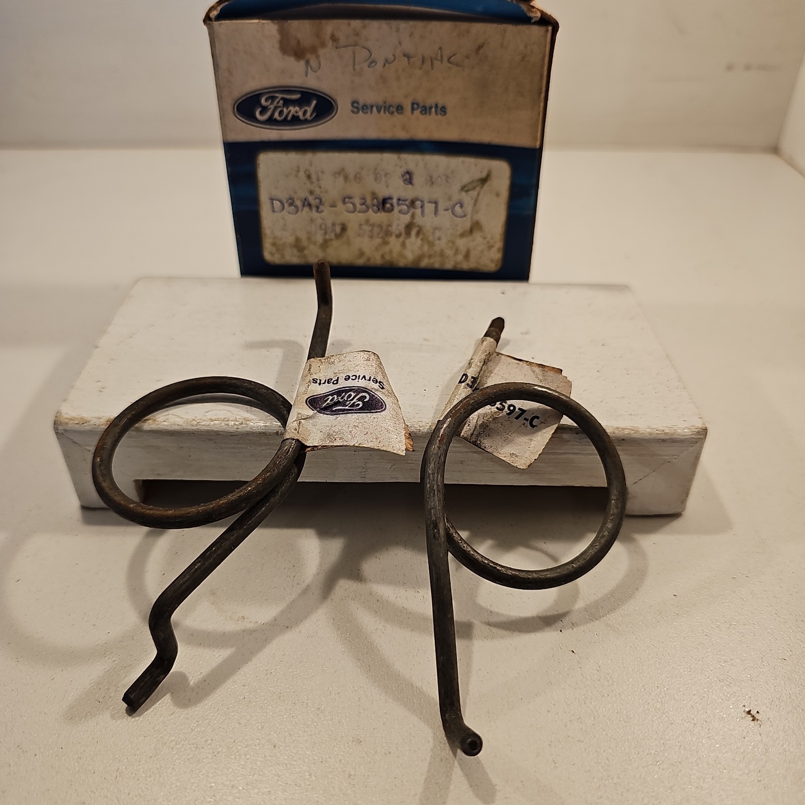 2x NOS 1973-78 FORD GALAXIE LTD COUNTRY SQUIRE REAR DOOR LATCH ACTUATOR ROD 2x NOS 1973-78 FORD GALAXIE LTD COUNTRY SQUIRE REAR DOOR LATCH ACTUATOR ROD