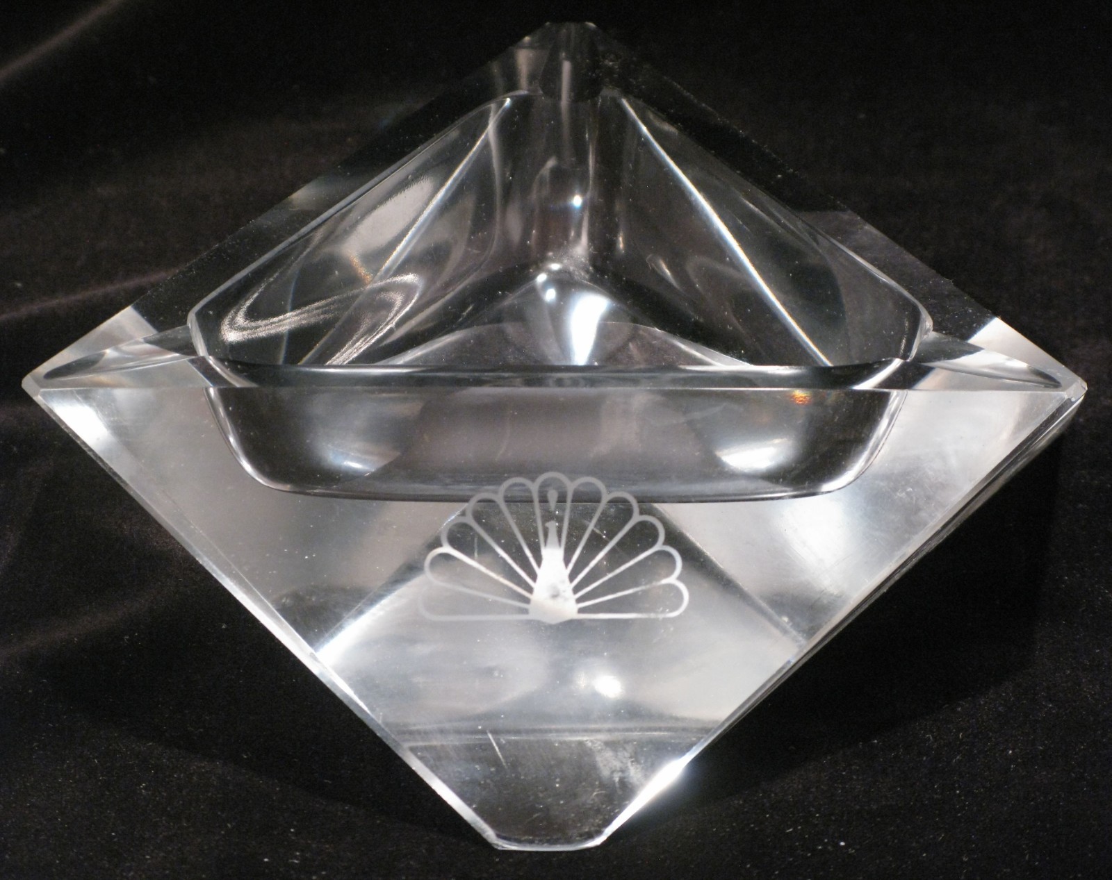 Vintage NBC Television Peacock Logo Large Glass Ashtray Mid Century Modern 7\