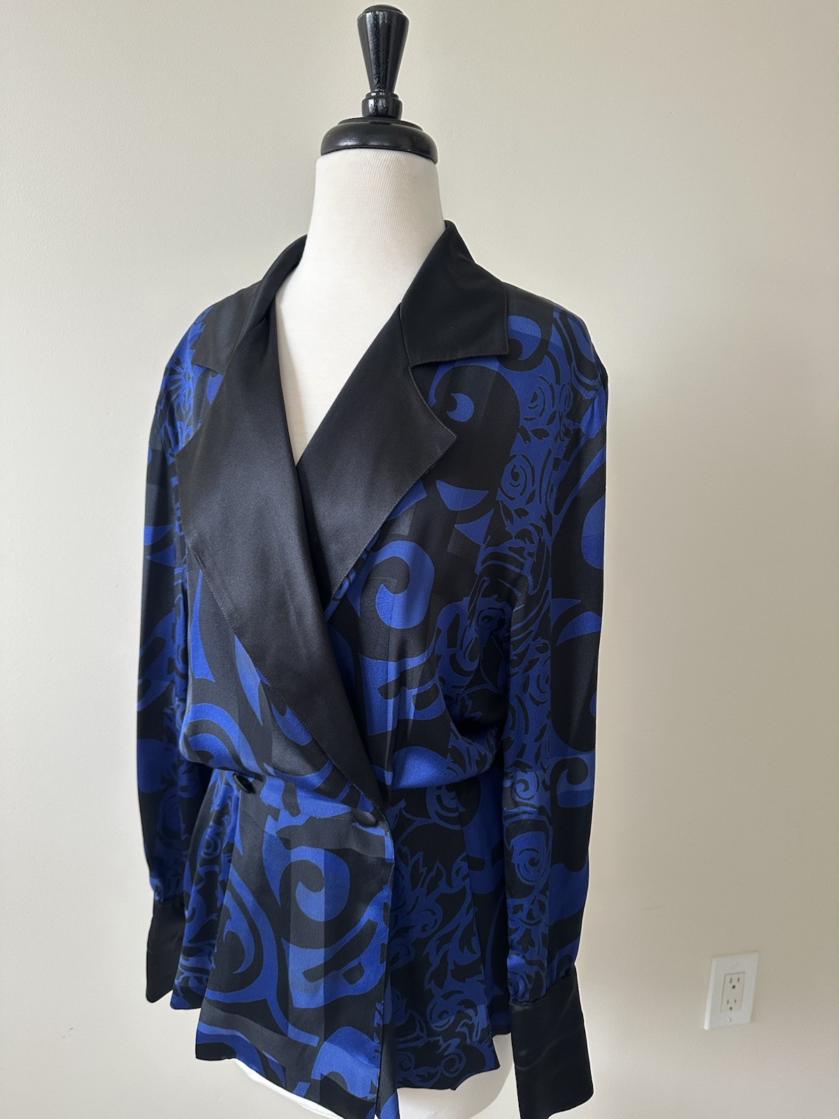 LOEWE Vintage Blue and Black Silk Blouse Blazer. No tag size. Made in Spain. LOEWE Vintage Blue and Black Silk Blouse Blazer. No tag size. Made in Spain.