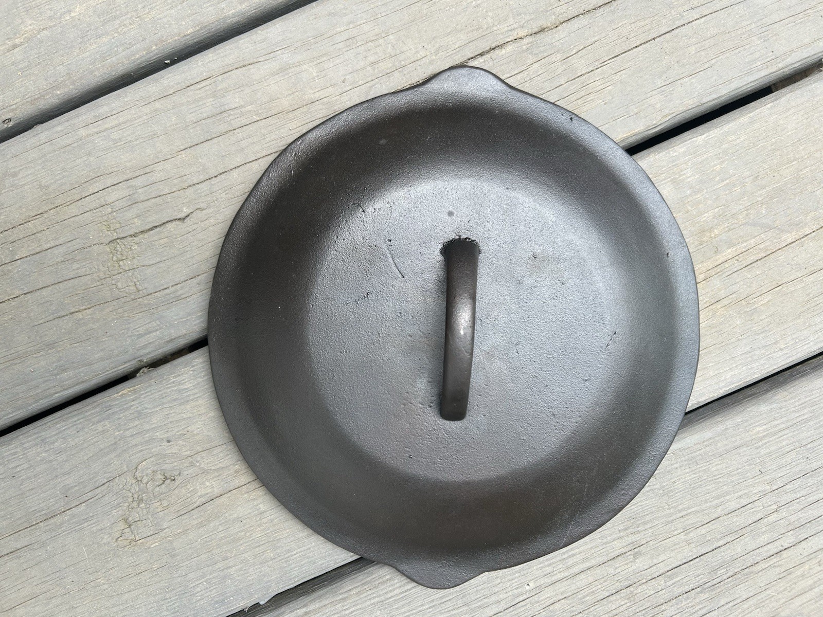 Vintage Lodge No. 7 Cast Iron Lid Self Basting Unmarked