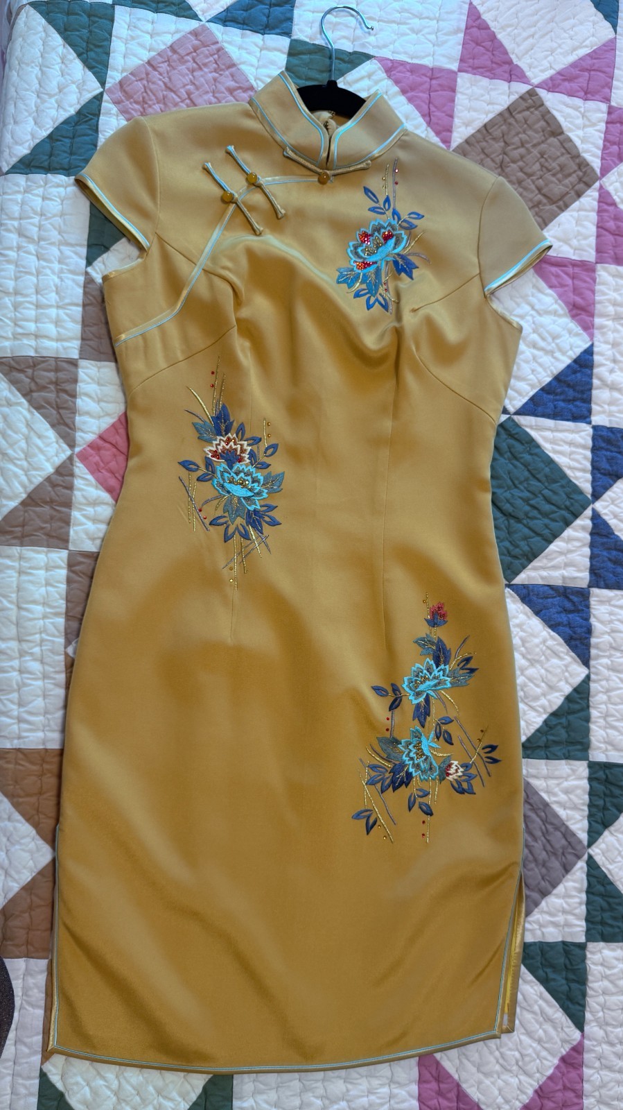 Handmade Shanghai Silk Qipao – 100% Silk | Hand Embroidery | Estimated US Size 2