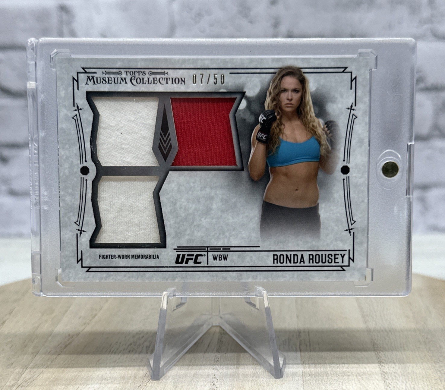 Ronda Rousey 2015 Topps UFC Knockout Museum Significant Swatches # 7/50 SSR-RR Ronda Rousey 2015 Topps UFC Knockout Museum Significant Swatches # 7/50 SSR-RR