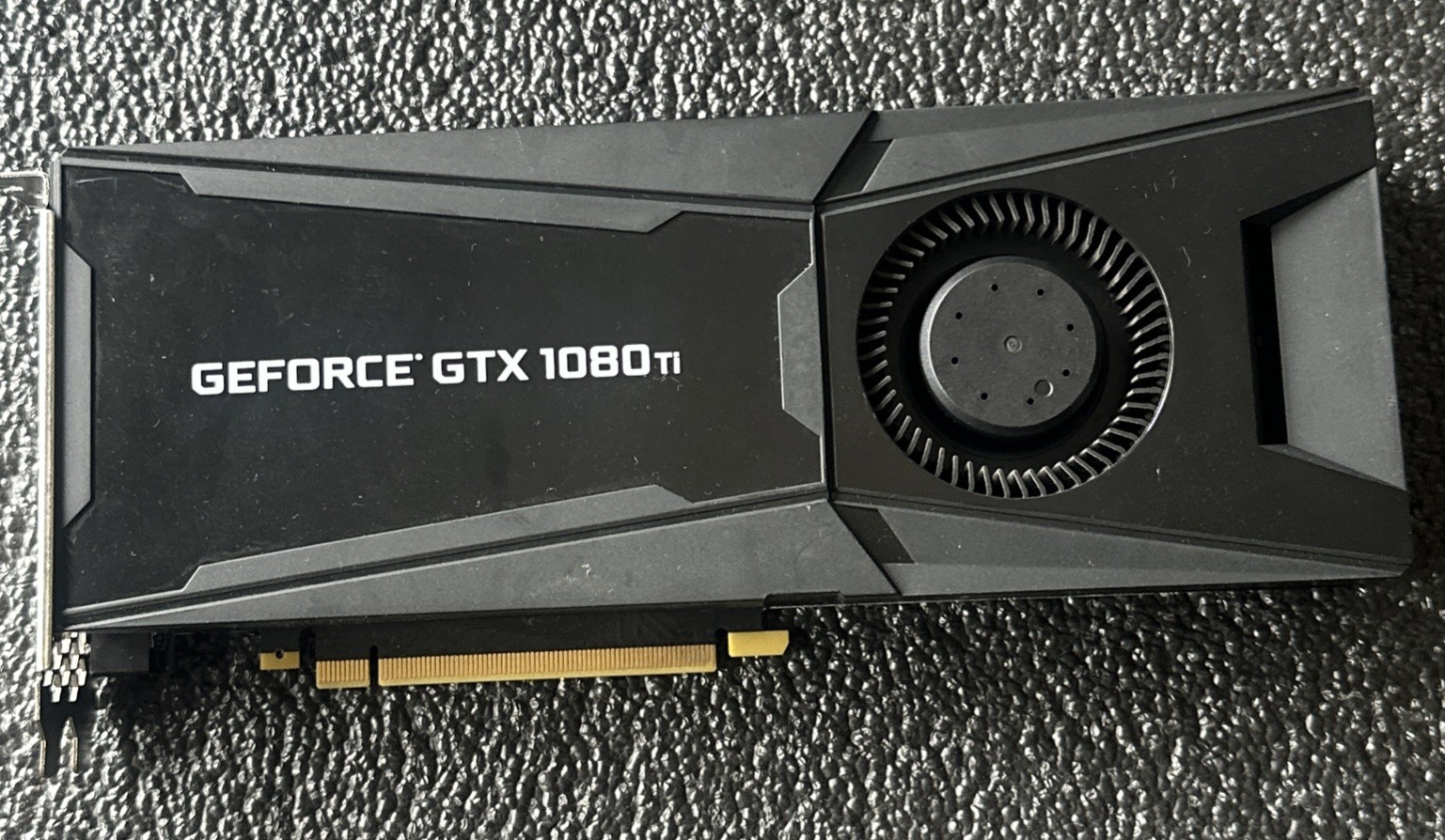 ⚠️AS IS⚠️For Parts or Repair⚠️Lot of 5 PNY GTX 1080 Ti 11GB GDDR5X Graphics Card
