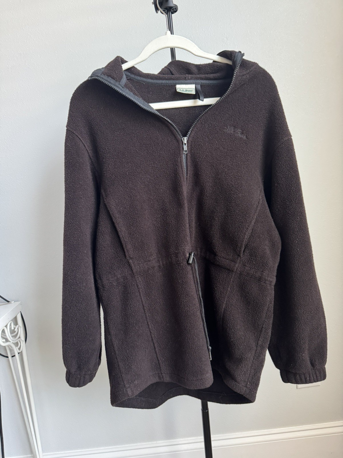 Rare Vintage LL Bean Hoodie Fleece Burgundy 90s Script Logo Rare Vintage LL Bean Hoodie Fleece Burgundy 90s Script Logo