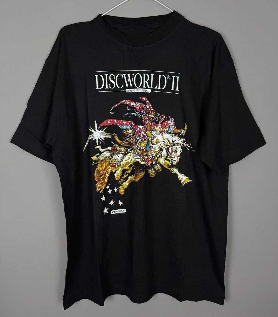 VTG 1999 Discworld II Missing Presumed Video Game  Unisex S-5XL Shirt ILS279