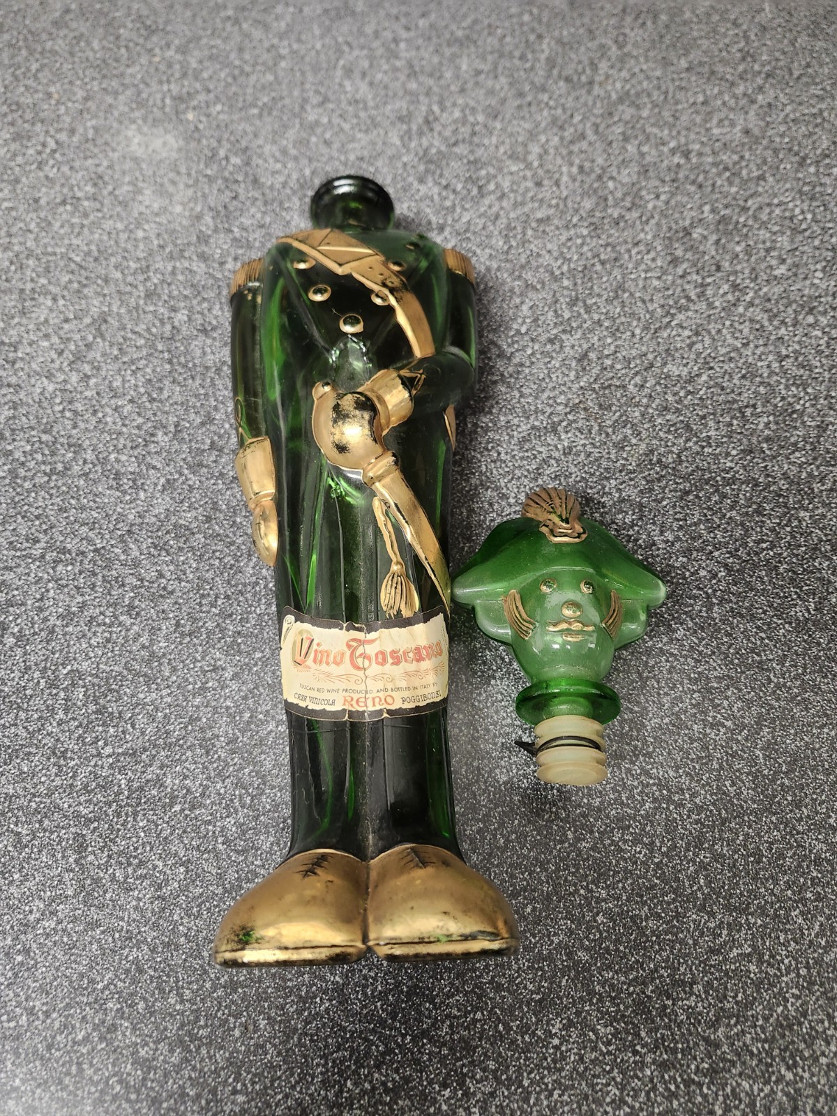 Vintage Green glass Italian Wine soldier man decanter rare Vino Toscano Vintage Green glass Italian Wine soldier man decanter rare Vino Toscano