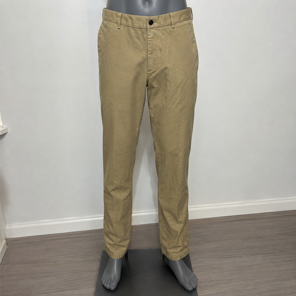 Haggard Men\'s Khaki Chino Pants 36 x 32 Classic Preppy Old Money Quiet Luxury