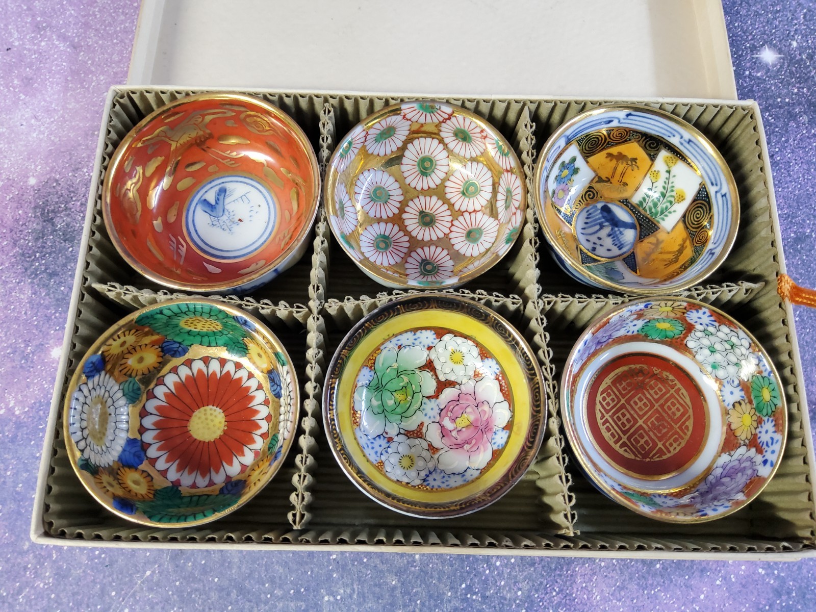 Set Of 6 Vintage Kutani Hand Painted Japanese Kutani Miniature Sake Cups Set Of 6 Vintage Kutani Hand Painted Japanese Kutani Miniature Sake Cups