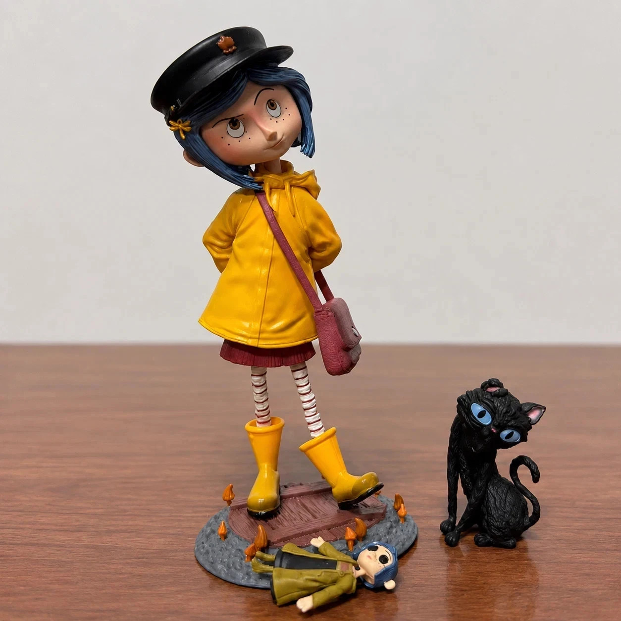 🖤 Coraline & Cat 20cm PVC Figure Set | Movie Collectible Statue 🎃 Gift