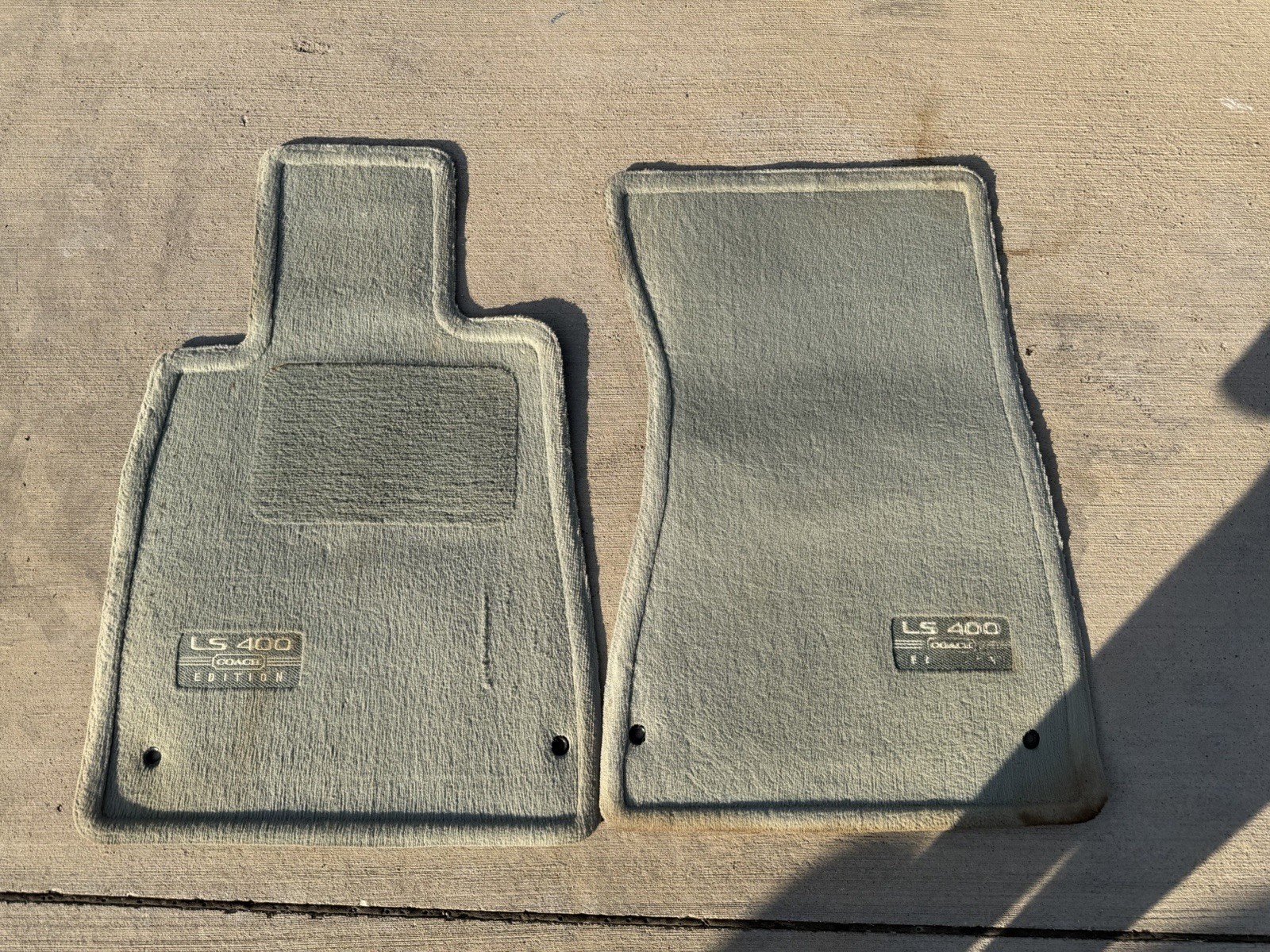1995-2000 Lexus LS400 Grey WZ61 Coach Edition Floor Mats Front Left Right OEM 1995-2000 Lexus LS400 Grey WZ61 Coach Edition Floor Mats Front Left Right OEM