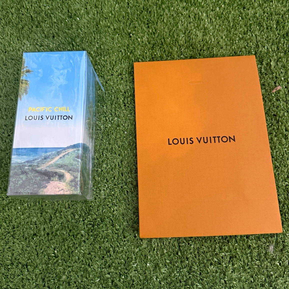 Louis Vuitton Pacific Chill Perfume 2 ml Sample Spray Citrus Unisex LP0167 Louis Vuitton Pacific Chill Perfume 2 ml Sample Spray Citrus Unisex LP0167
