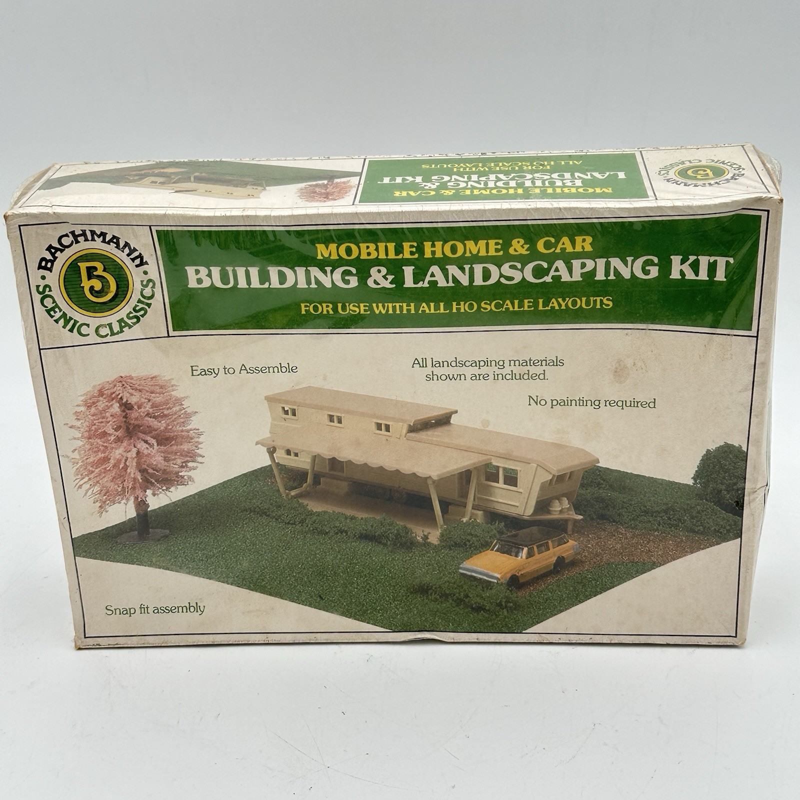 Vintage Bachmann Mobile Home & Car HO Scale #2556 Vintage Bachmann Mobile Home & Car HO Scale #2556