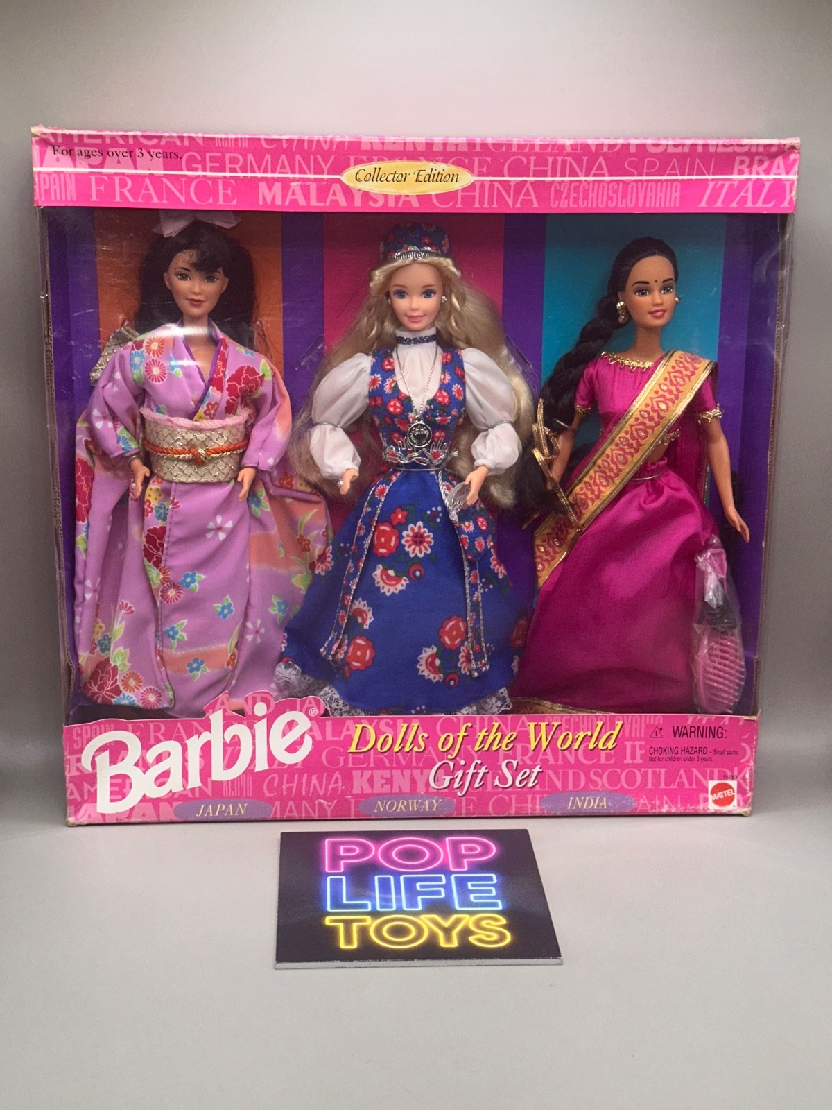 Vintage 1995 Mattel “Barbie Dolls of the World Giftset” #15283 *NRFB*