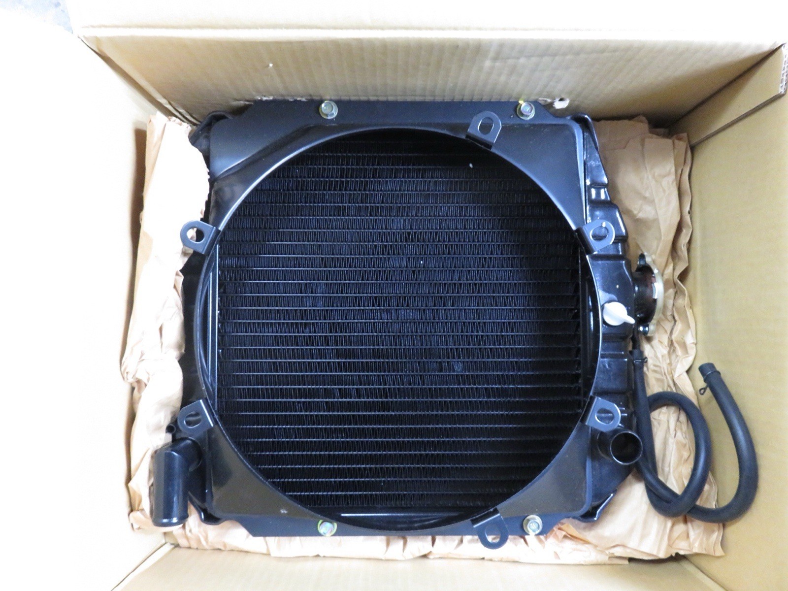 Yanmar OEM Radiator 119820-44500 Yanmar OEM Radiator 119820-44500