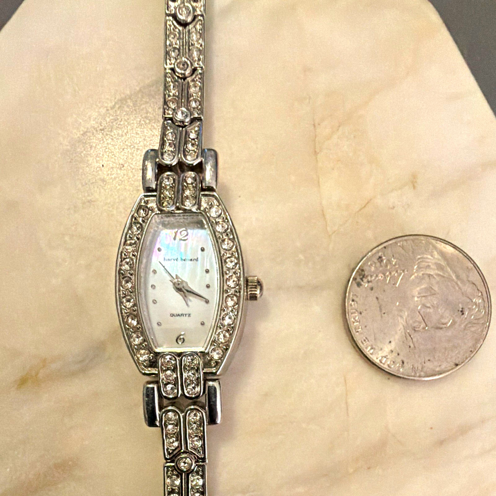 Vintage Harvé Benard Women\'s Quartz Tonneau Silver Bracelet Watch Vintage Harvé Benard Women\'s Quartz Tonneau Silver Bracelet Watch
