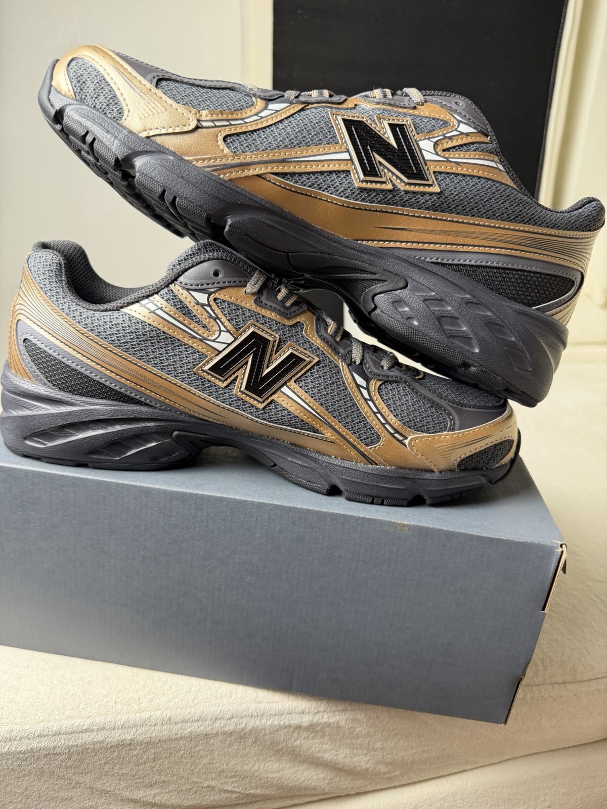 New Balance Men’s  740v2 \