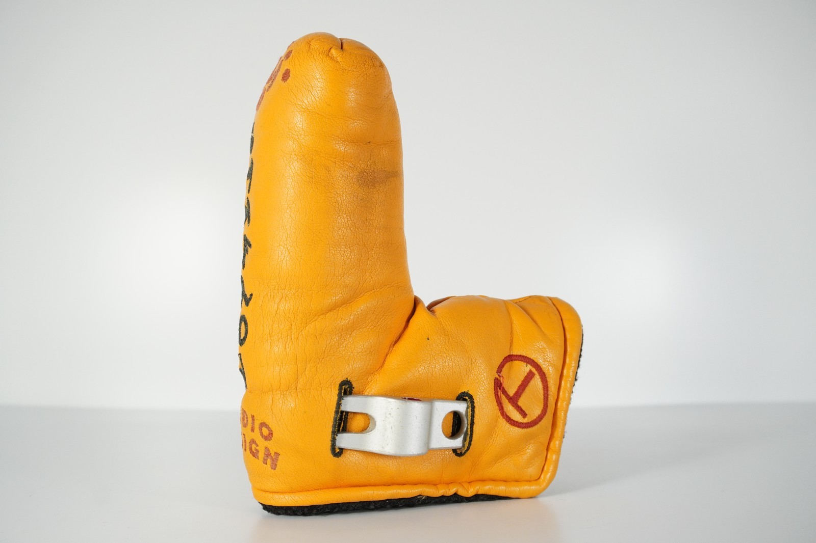 Scotty Cameron Putter Cover (Model :Circle T Studio Design )