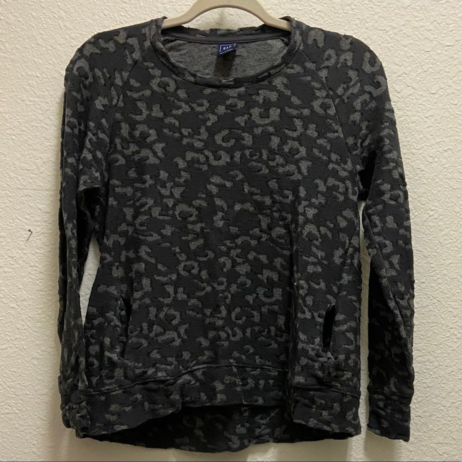 🆕 Dark Grey Cheetah Print Sweatshirt