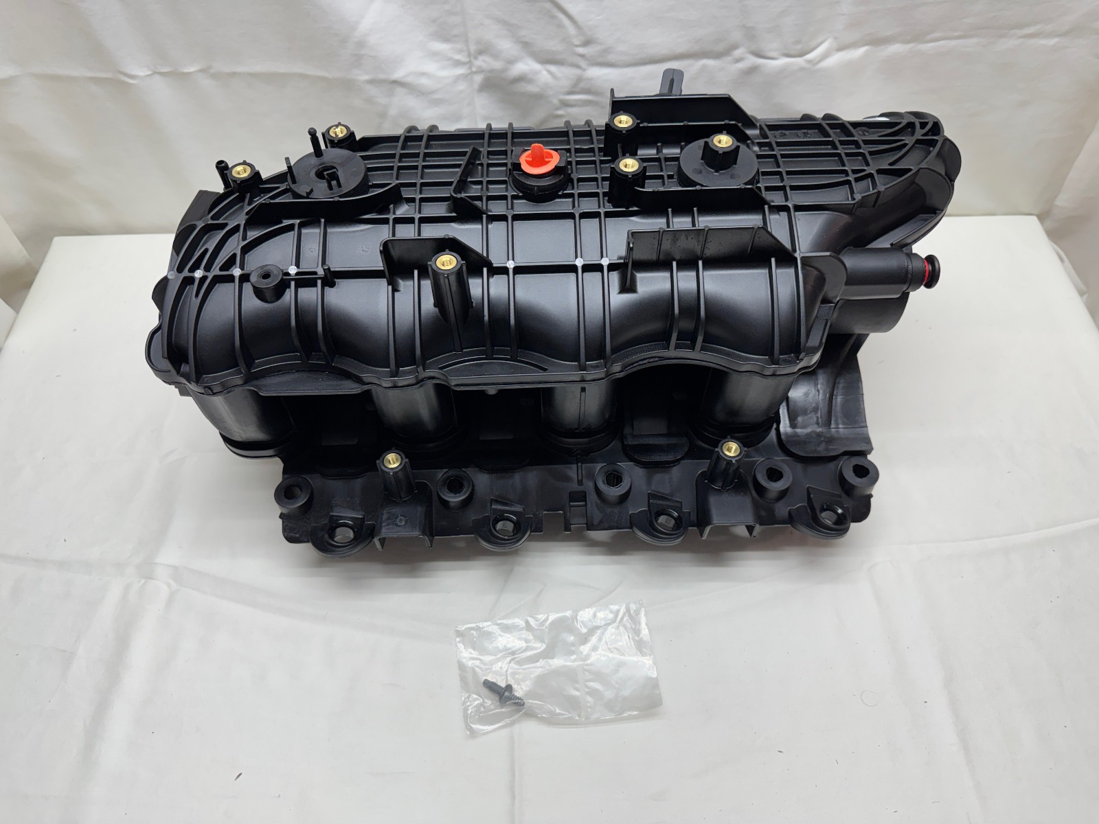 GM 12638038 Engine Intake Manifold Cathedral Port for 2010-2014 GM V8 Trucks