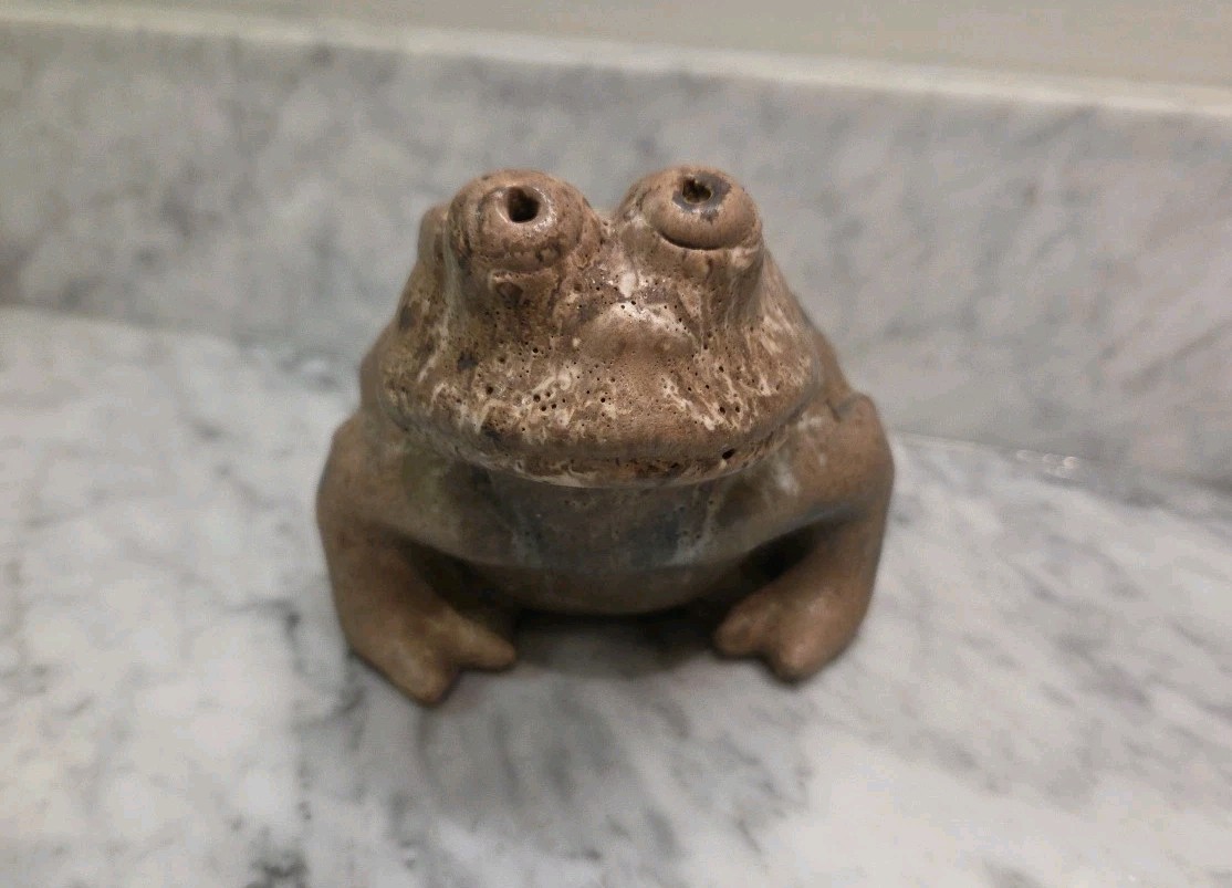 McCarty Pottery Nutmeg Frog LARGE 7\ McCarty Pottery Nutmeg Frog LARGE 7\