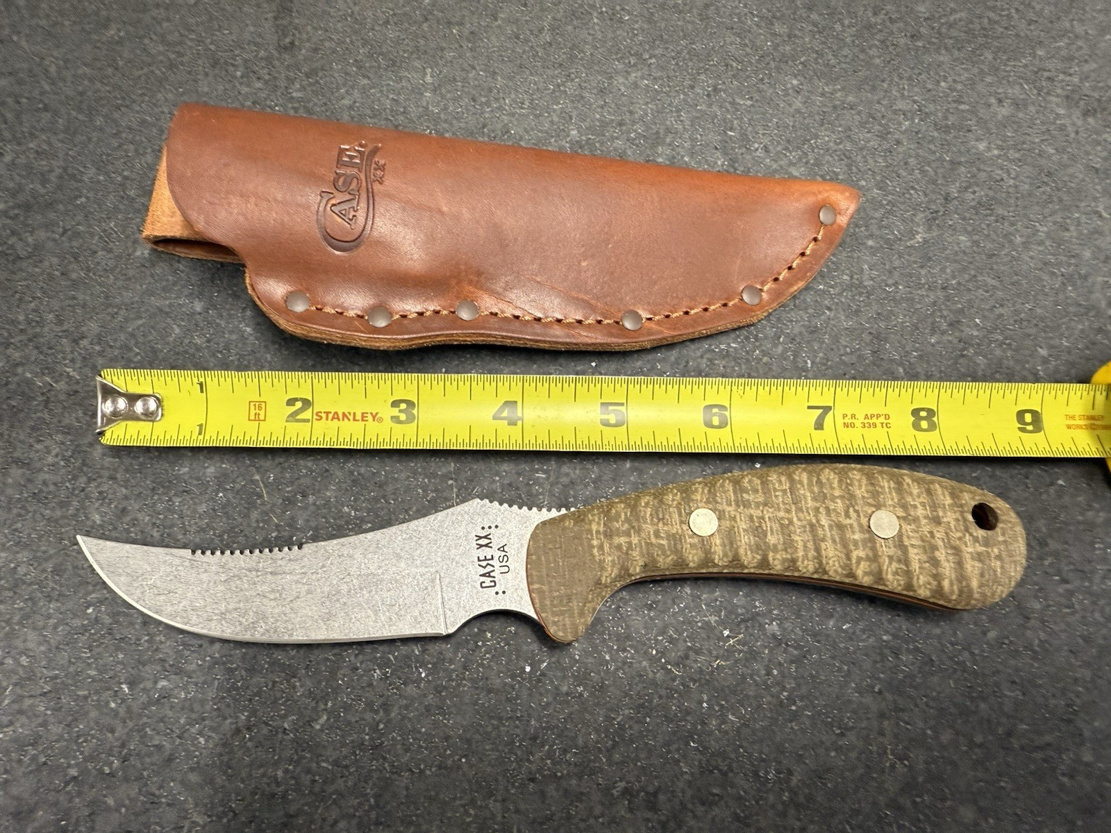 WR Case & Sons Cutlery Co.  8.75” Fixed Blade  G10 grips  Ridgeback  W Sheath