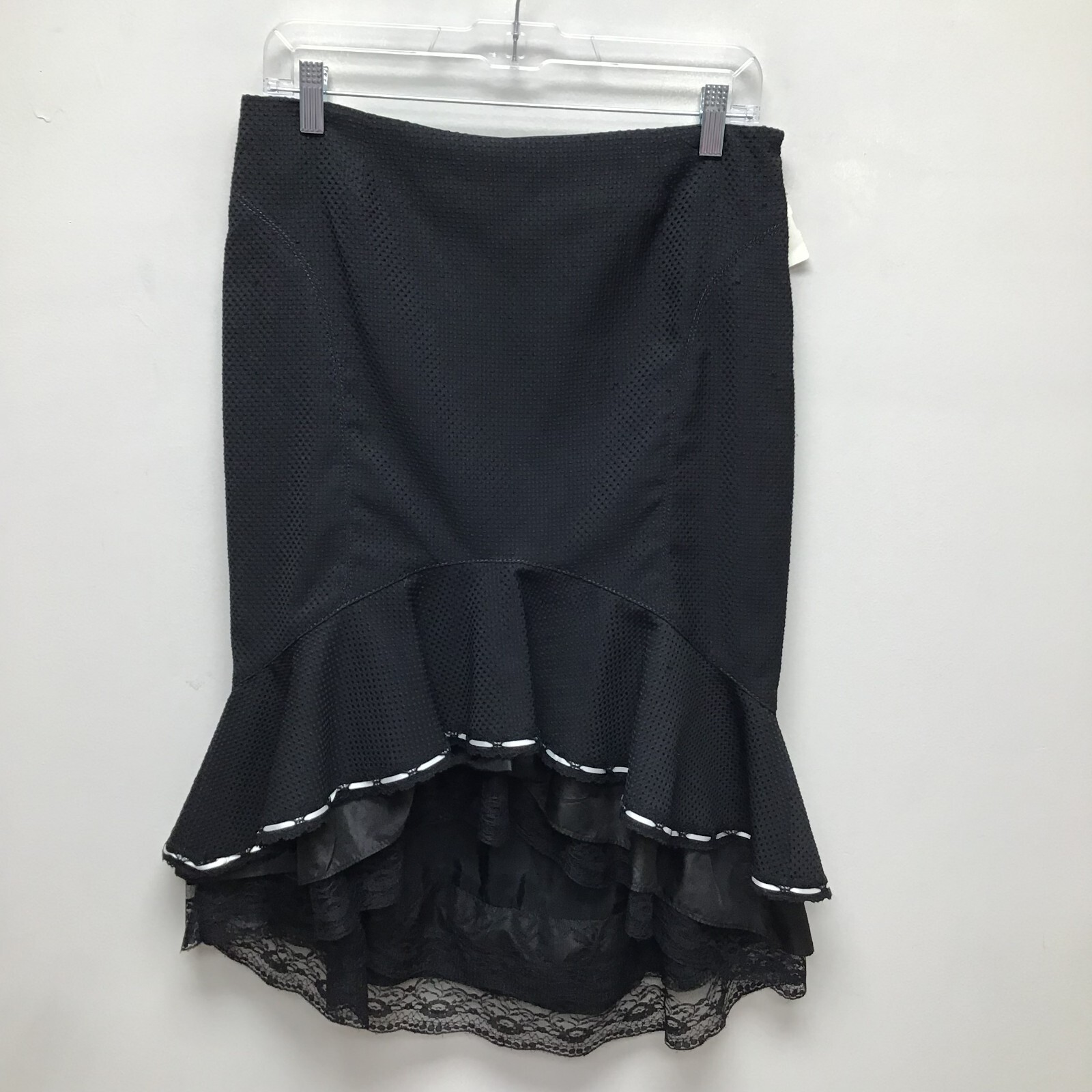 Alberto Makali Black Textured Ruffle Tiered Lace Mermaid Hem Hi-Low Skirt 10 New Alberto Makali Black Textured Ruffle Tiered Lace Mermaid Hem Hi-Low Skirt 10 New