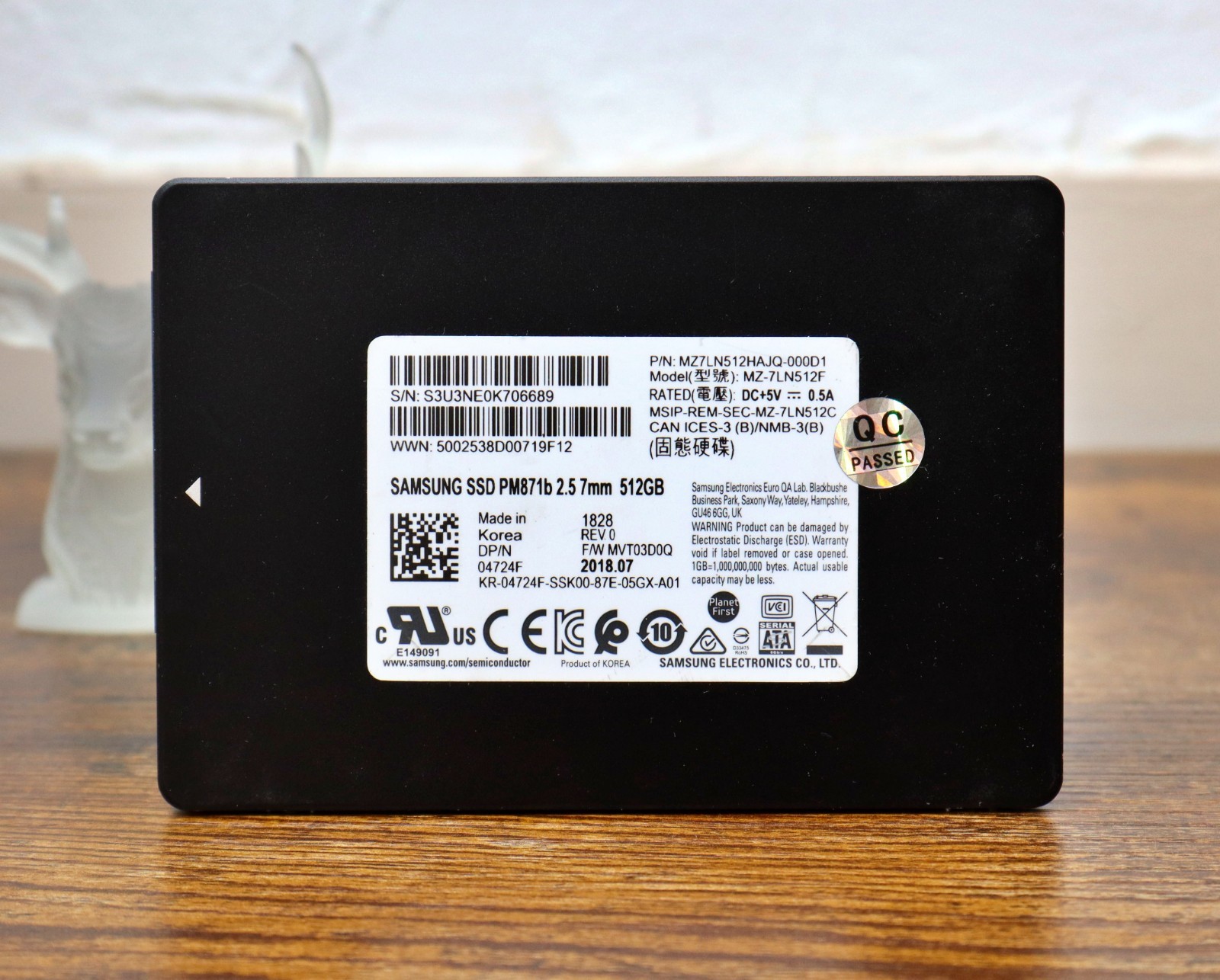 Samsung PM871b MZ-7LN512F 512GB 2.5 Samsung PM871b MZ-7LN512F 512GB 2.5