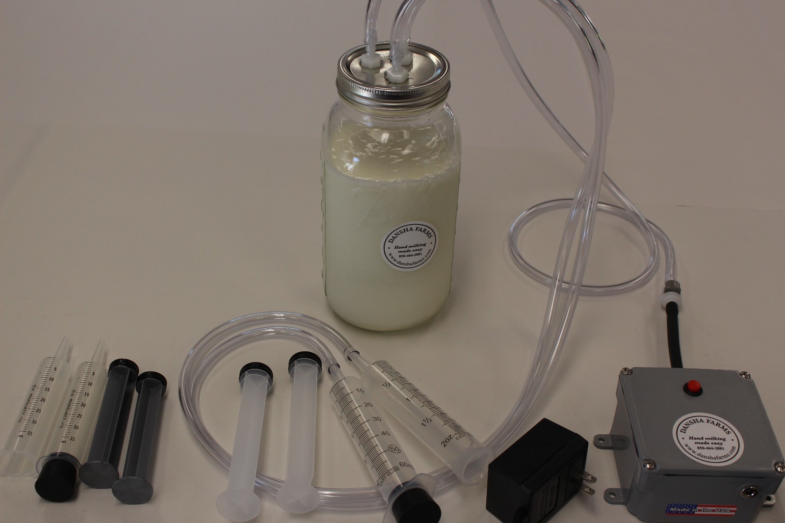 Goat Sheep Cow Vacuum-Pulse Milk Machine The Brute Milking Kit™ One Half Gallon