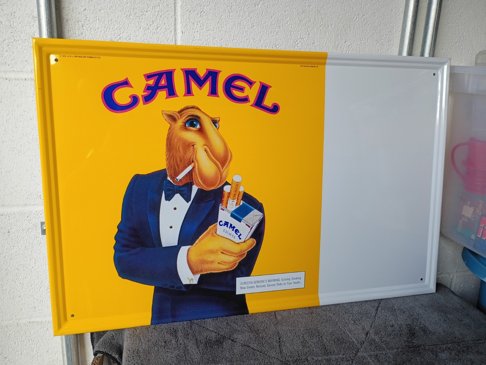 Vintage 1992 Joe CAMEL CIGARETTE METAL SIGN Tobacco 27”x17” Vintage 1992 Joe CAMEL CIGARETTE METAL SIGN Tobacco 27”x17”