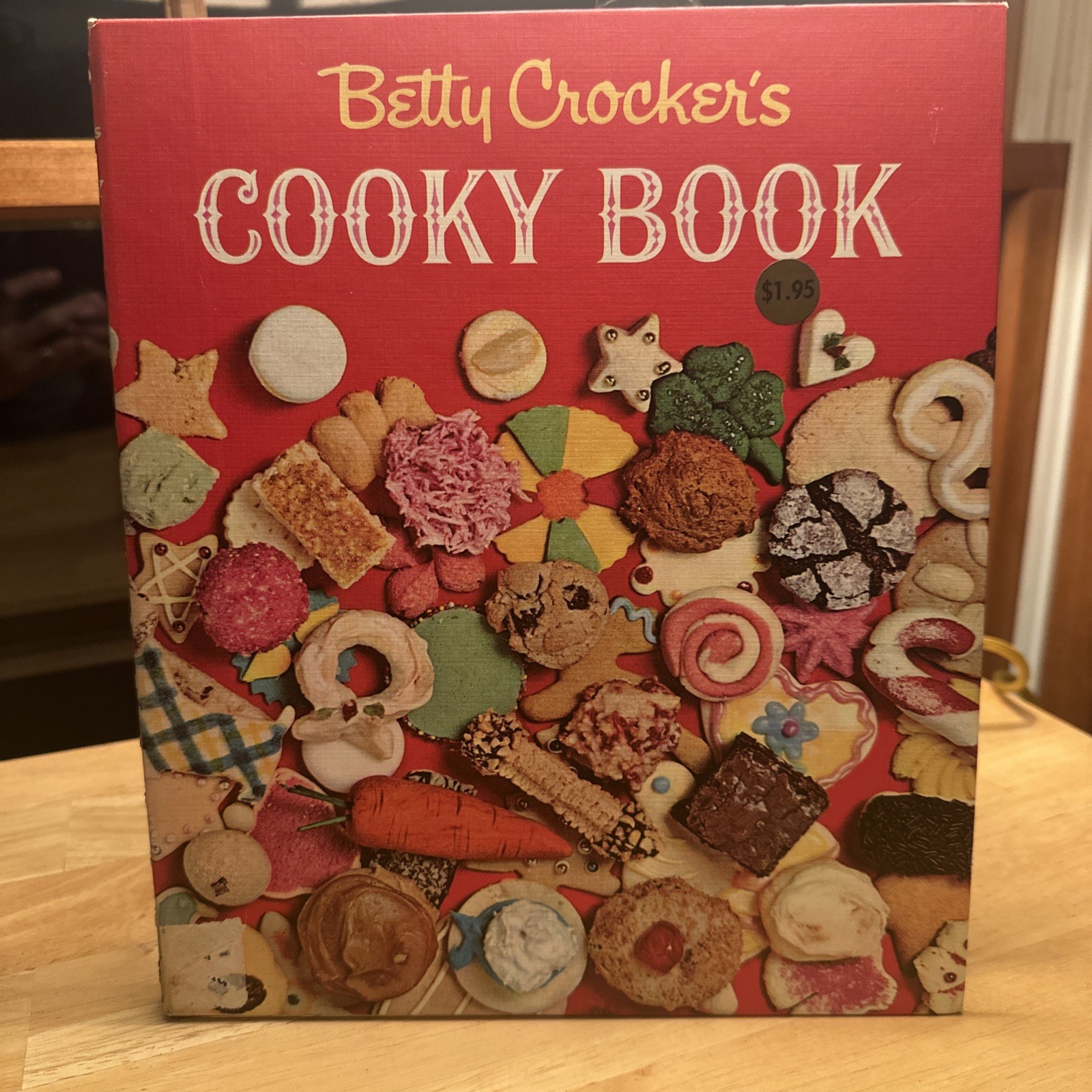 Betty Crocker’s 1963 Cooky Book 1st Edition 4th printing VINTAGE COLLECTIBLE Betty Crocker’s 1963 Cooky Book 1st Edition 4th printing VINTAGE COLLECTIBLE