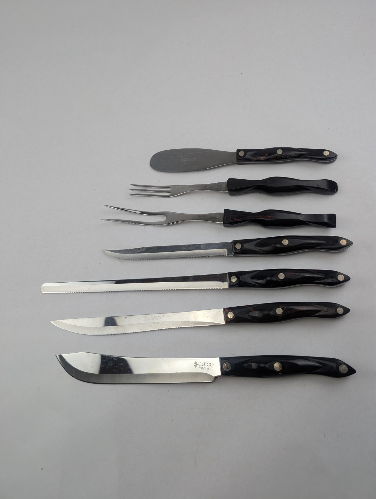 Lot of 7 - Cutco Cutlery Brown 1722, 1723, 1724, 1726, 1727, 1729, & 1768 Lot of 7 - Cutco Cutlery Brown 1722, 1723, 1724, 1726, 1727, 1729, & 1768