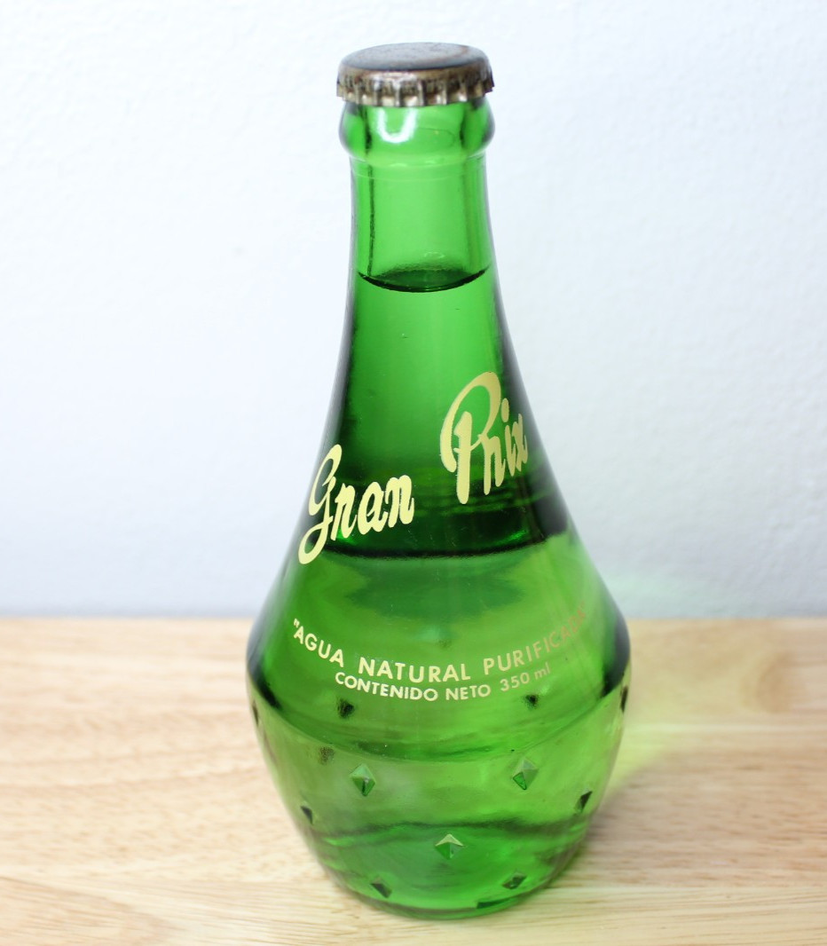 Vintage 1975 Gran Prix Mexican Agua Purificada Bottle – Unopened Green Glass Vintage 1975 Gran Prix Mexican Agua Purificada Bottle – Unopened Green Glass