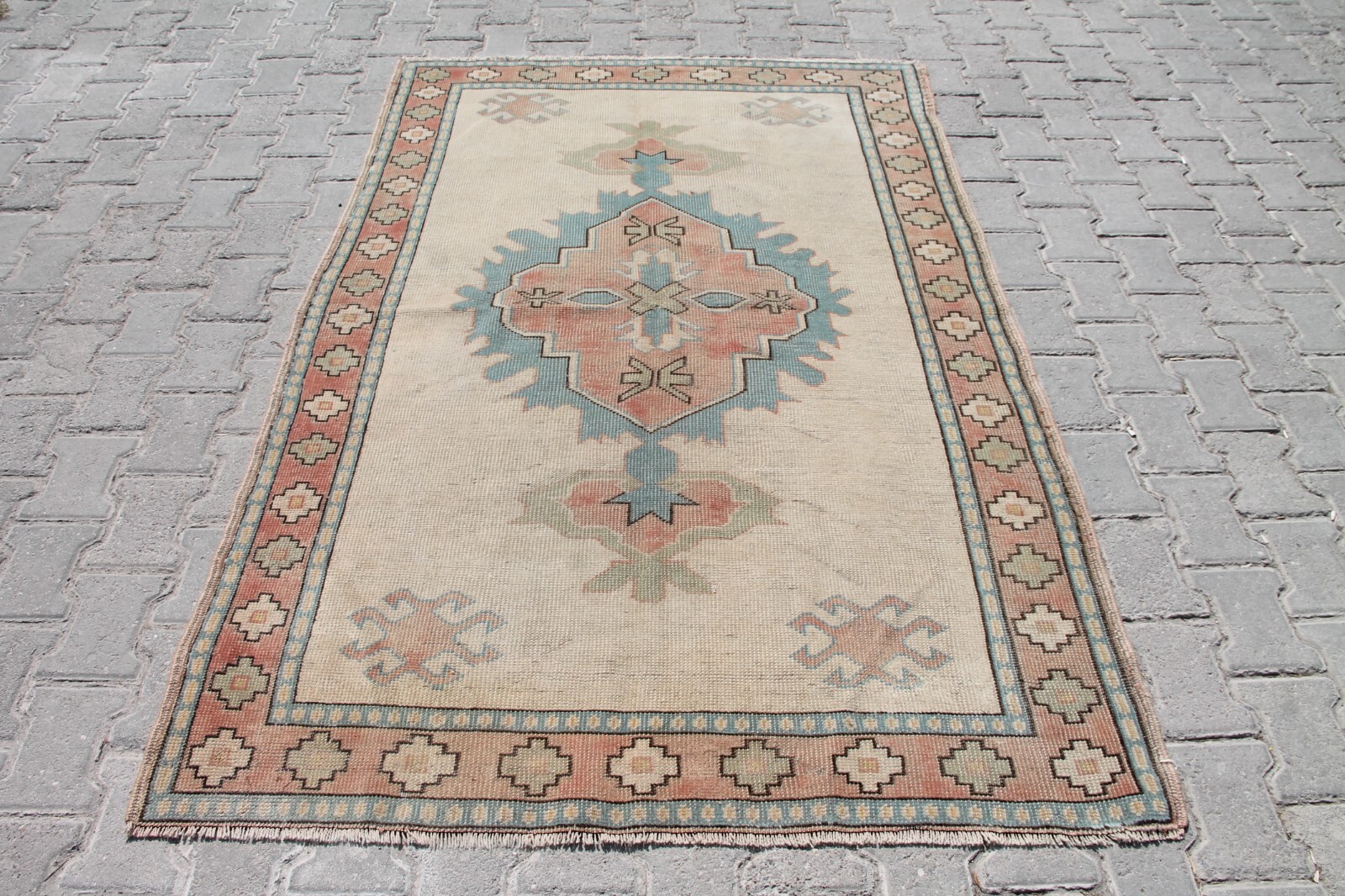 4x6 ft Vintage Turkish Handmade Oushak Rug in Beige, Blue Anatolian Ethnic Decor