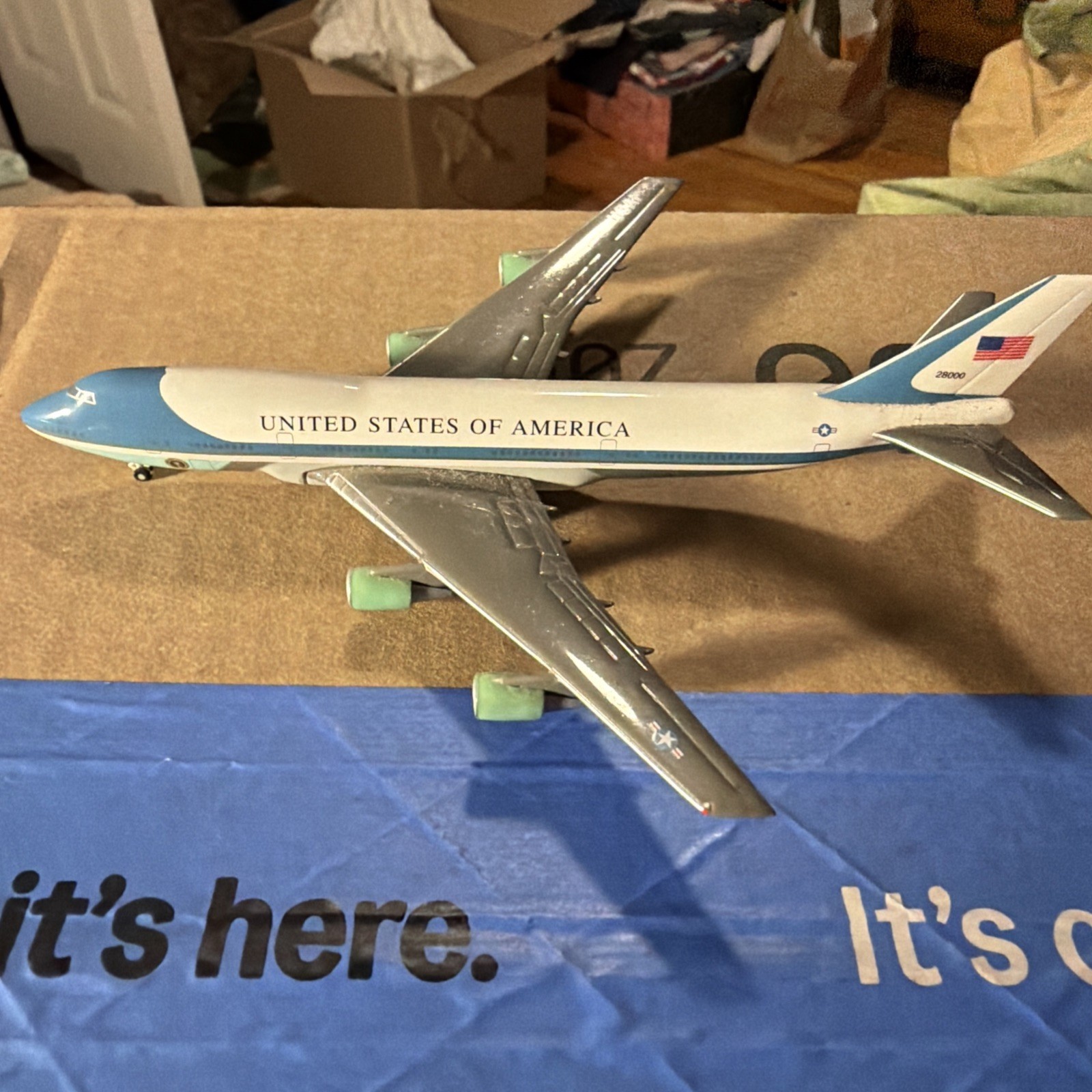 HERPA WINGS BOEING 747-200 AIR FORCE ONE No Box