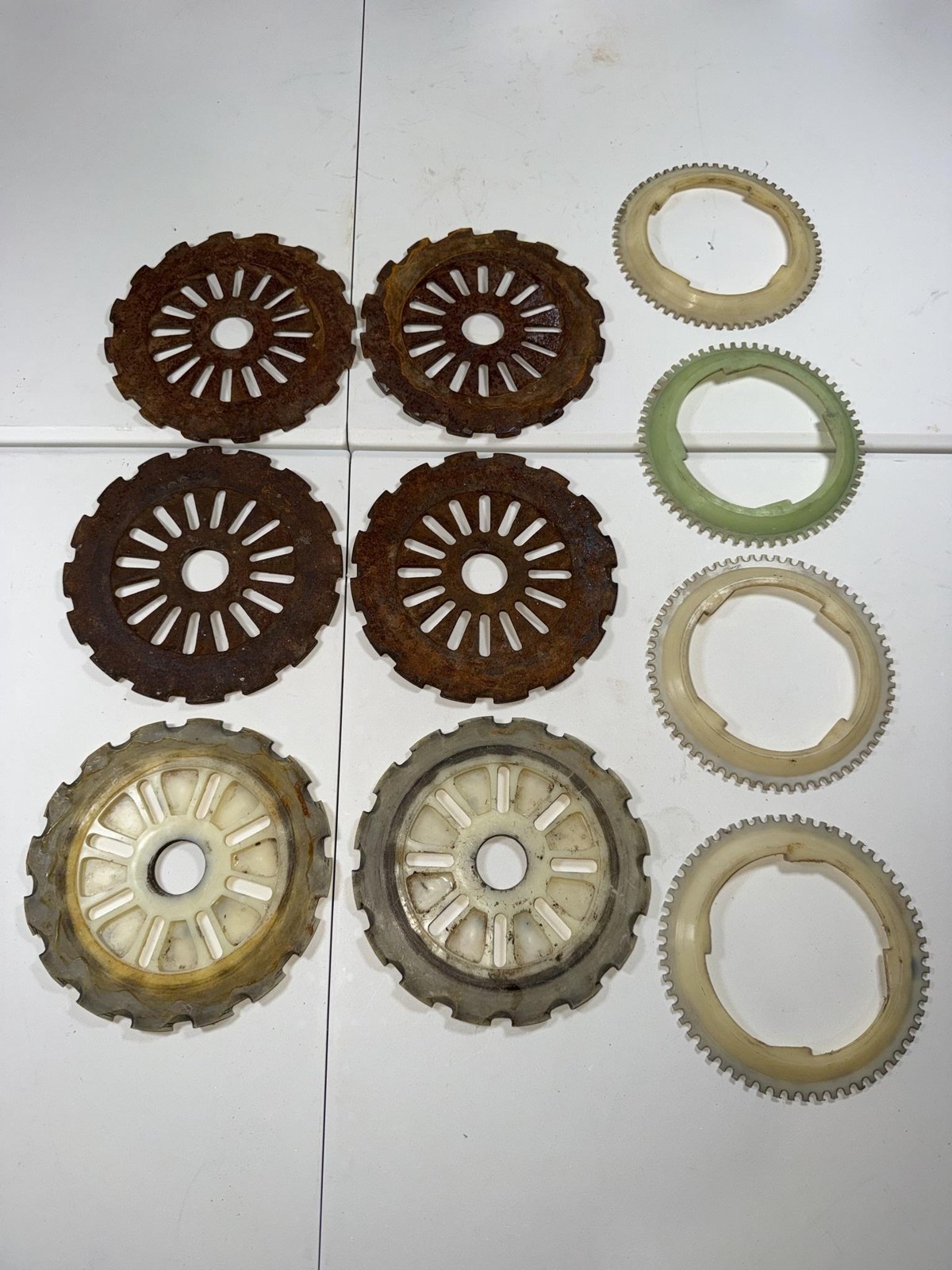 Vintage IH Seed Plates Gears B SORG-75 B SORG-00 Lincoln Lot Of 10
