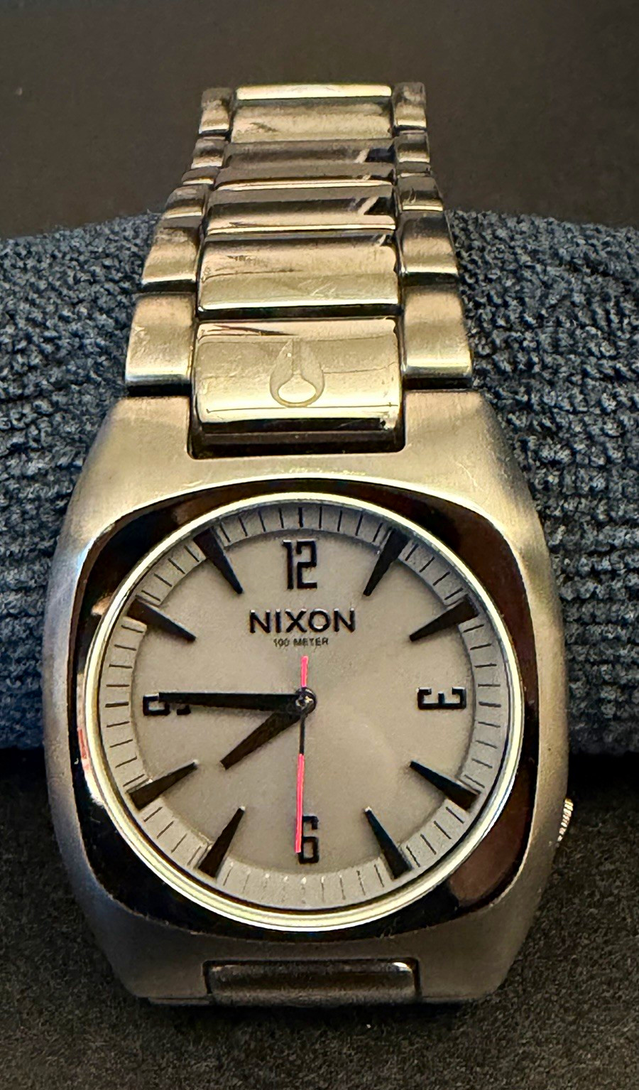 Nixon The Tach Quartz Analog 100m Silver Stainless Watch Silver Dial