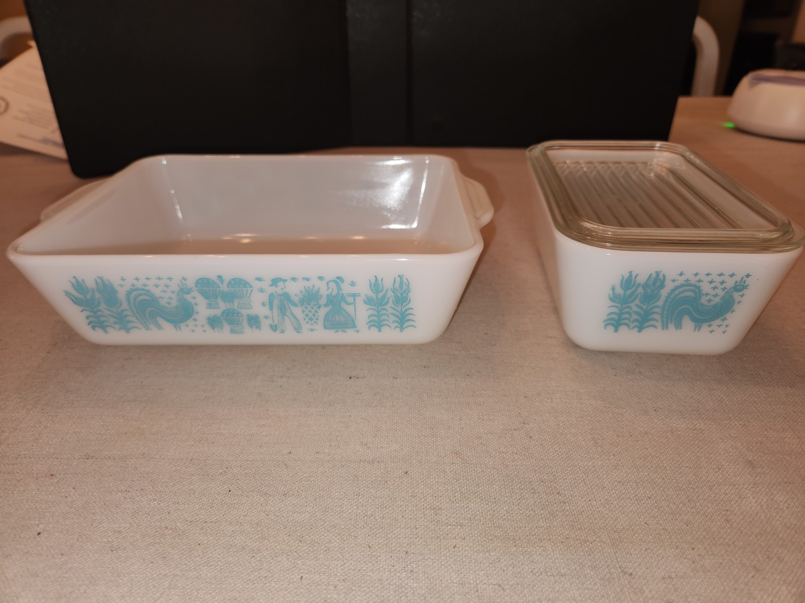 Vintage PYREX Butterprint Amish Turquoise 502 503 Refrigerator Dishes Lid